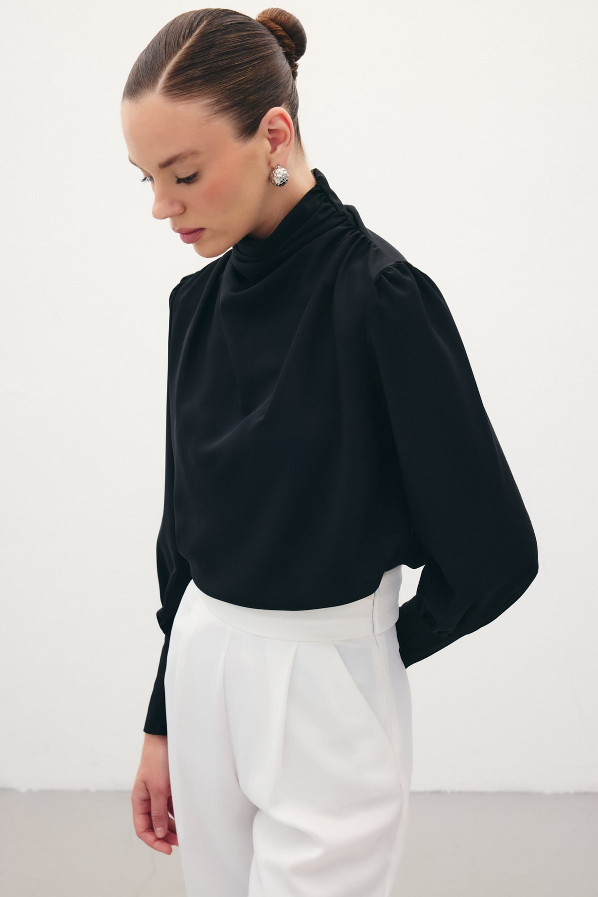 Drape Detaylı  Bluz - Siyah