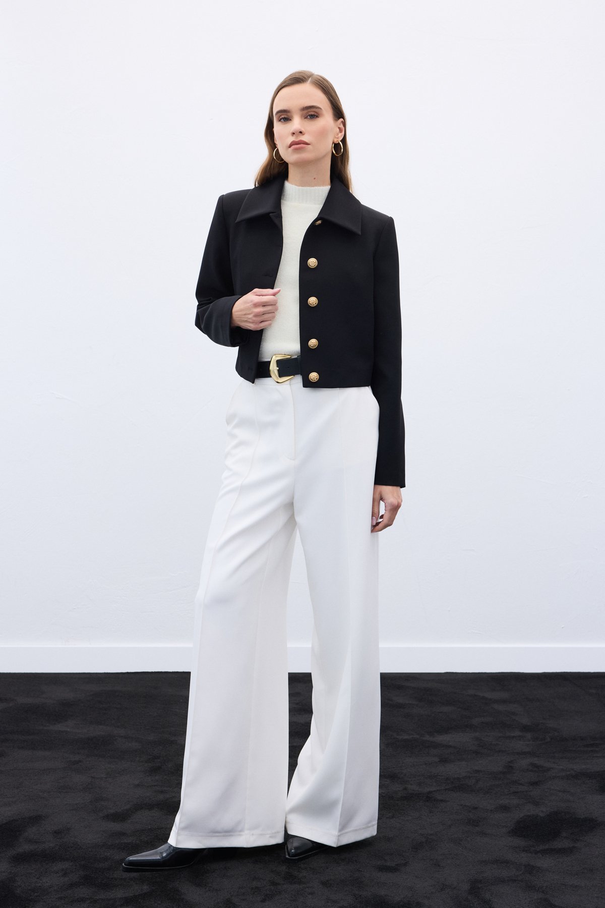 Düğmeli Kısa Ceket - Siyah