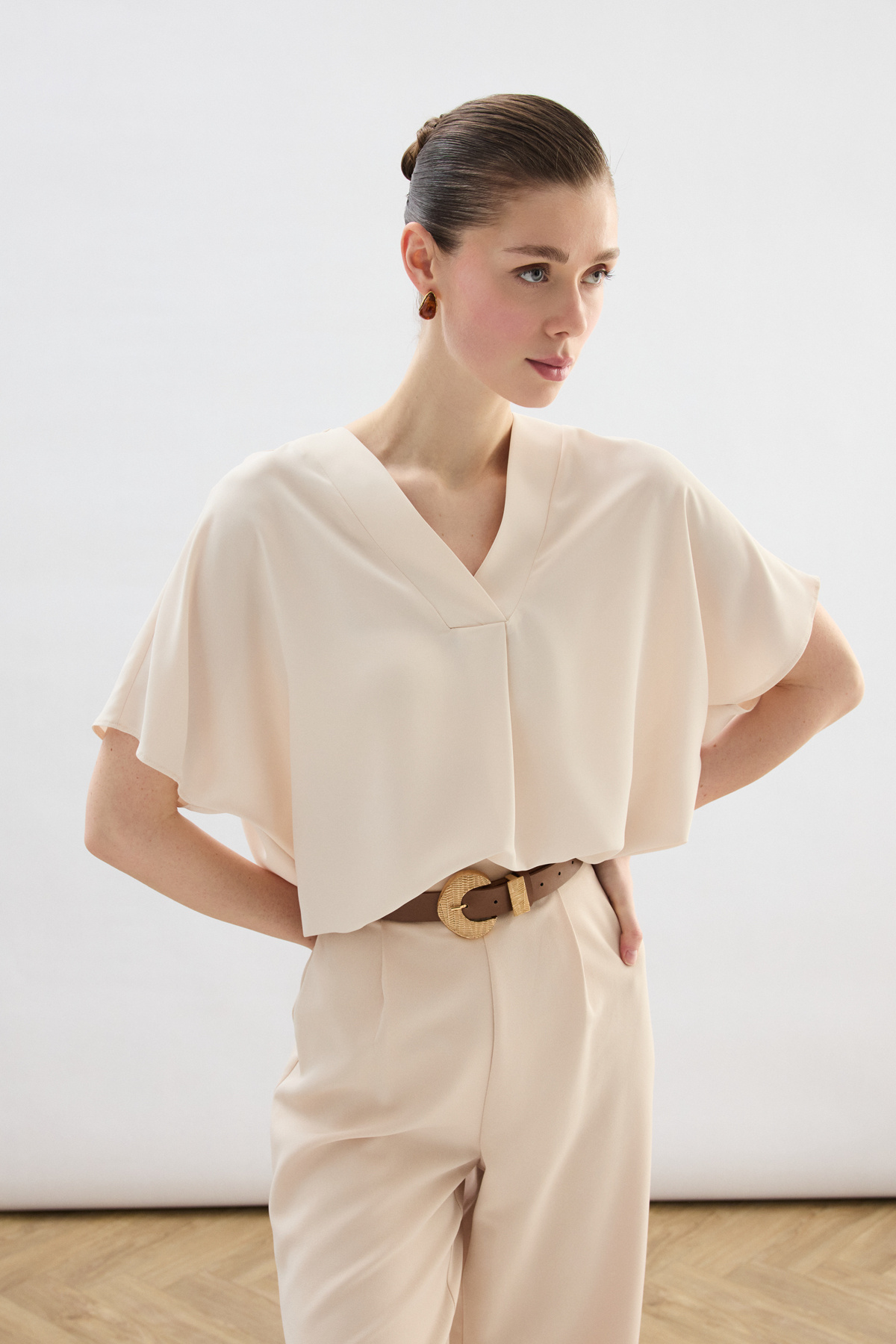 Geniş Kısa Kollu Bluz - Bej