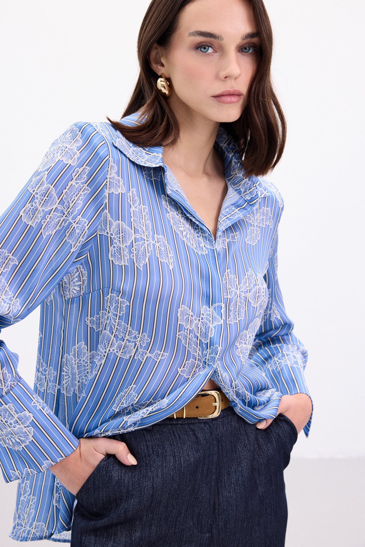 Geniş Manşetli Gömlek - Mavi