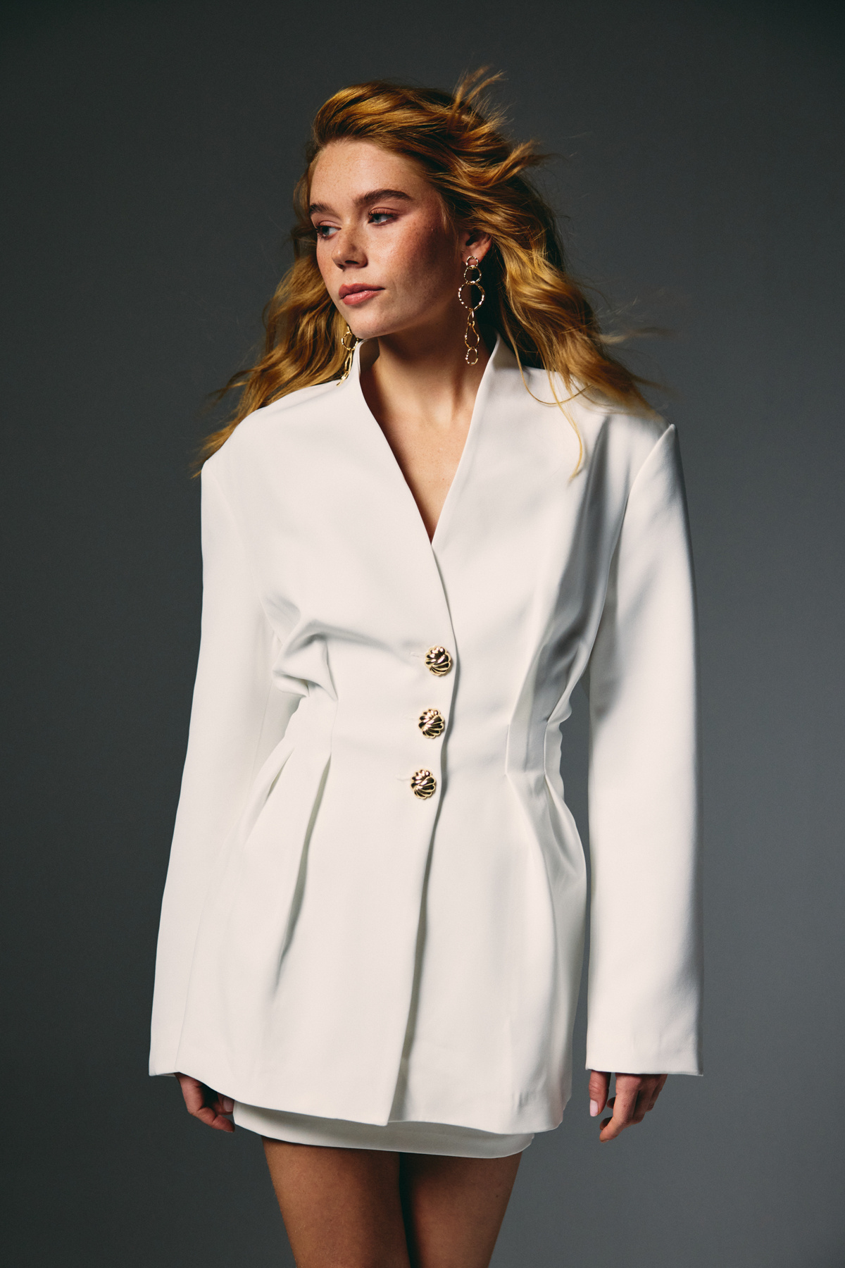 Gold Düğmeli Uzun Ceket - Ekru