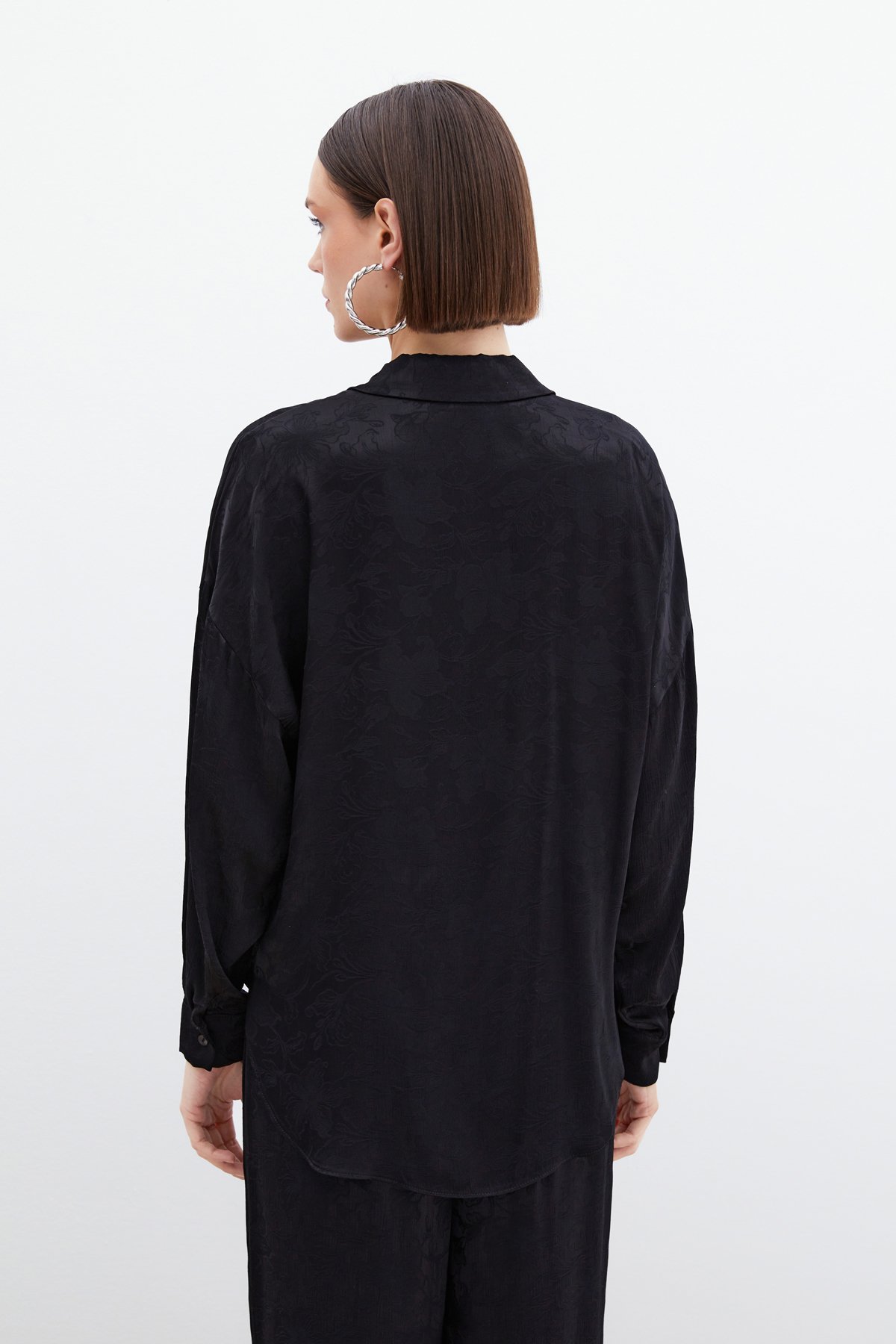Jakarlı Saten Gömlek - Siyah
