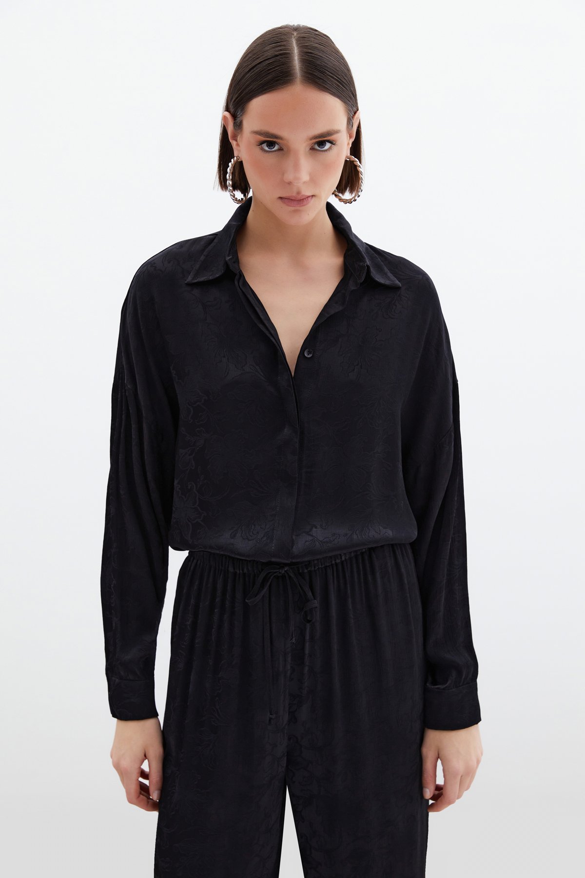Jakarlı Saten Gömlek - Siyah