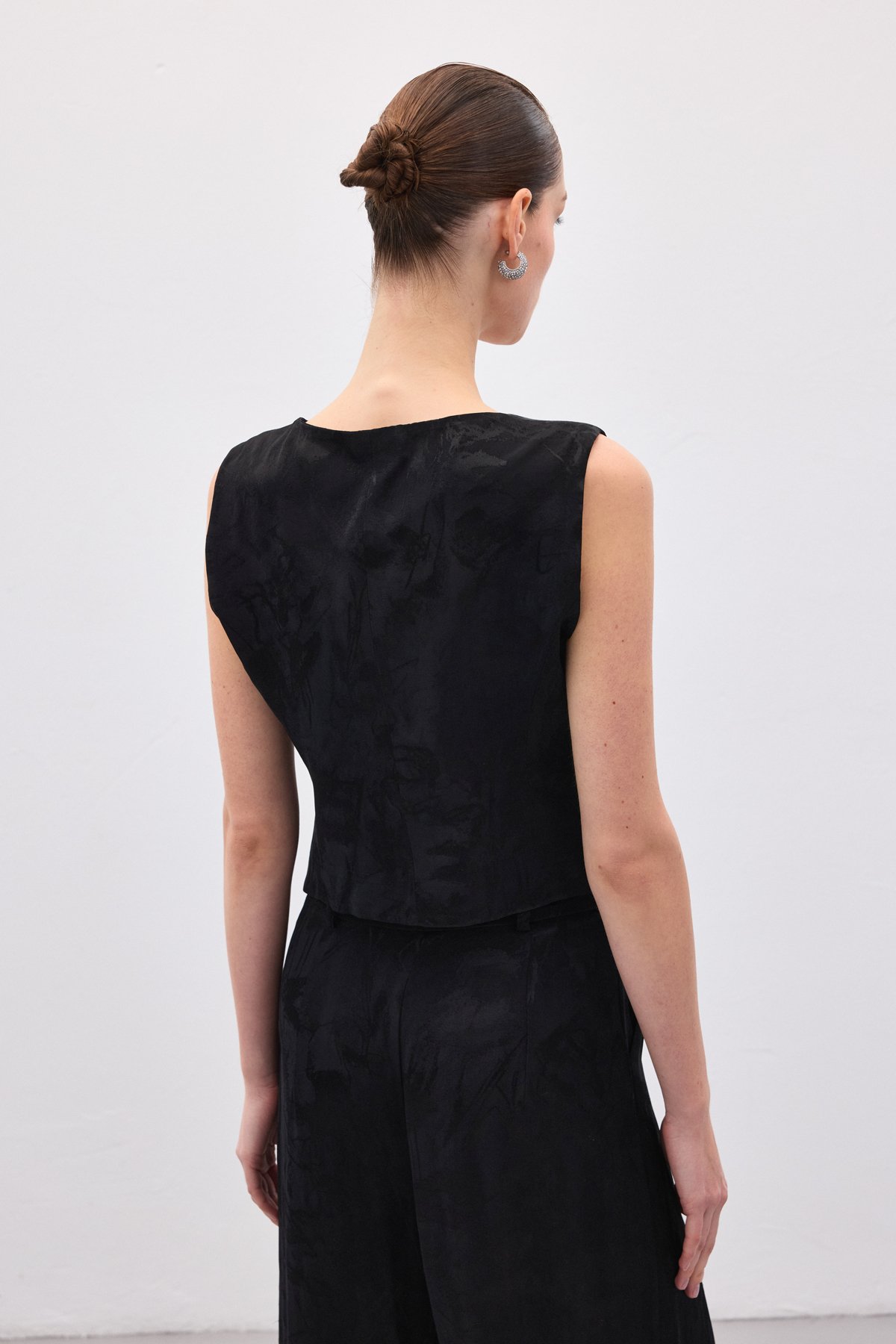 Jakarlı Yelek - Siyah