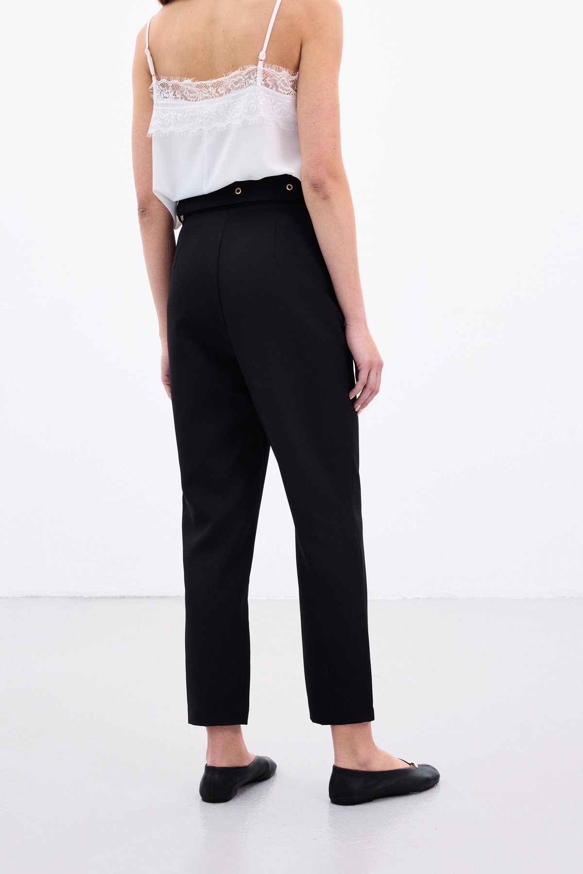Kemerli Pantolon - Siyah