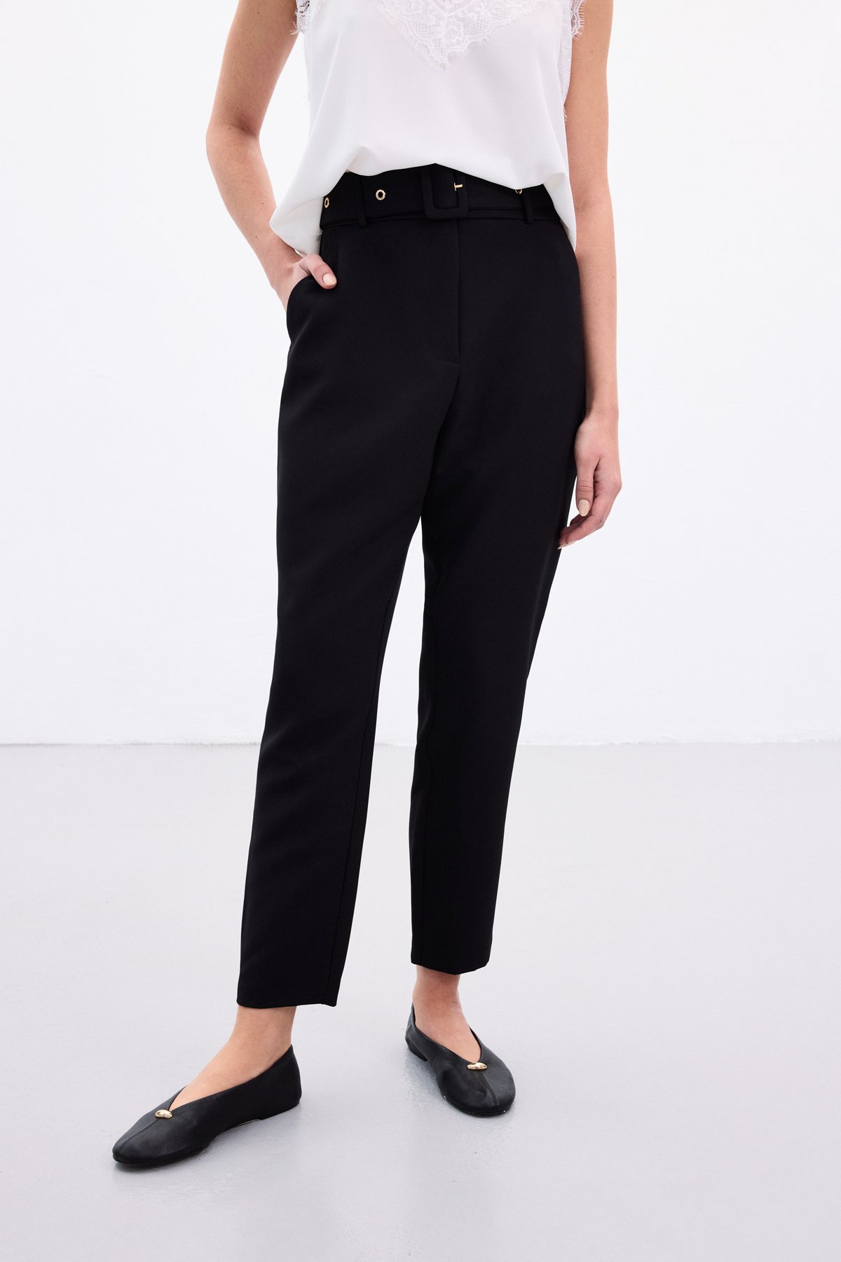 Kemerli Pantolon - Siyah