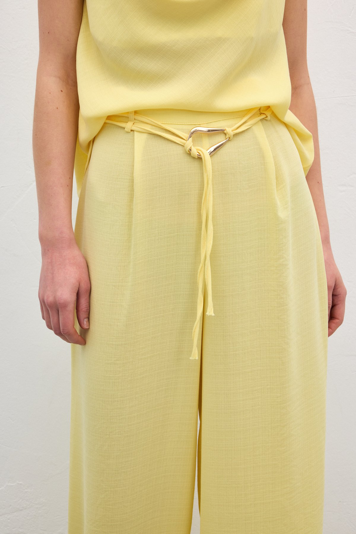 Kemerli Salaş Pantolon - Sarı
