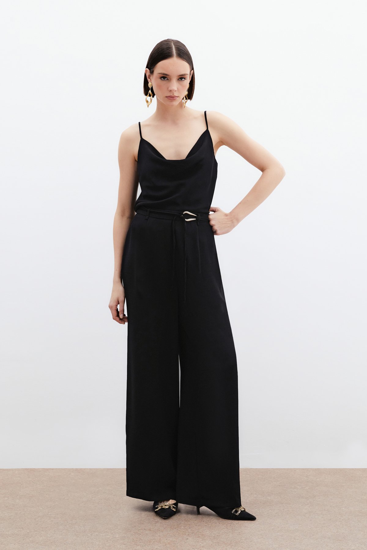 Kemerli Salaş Pantolon - Siyah