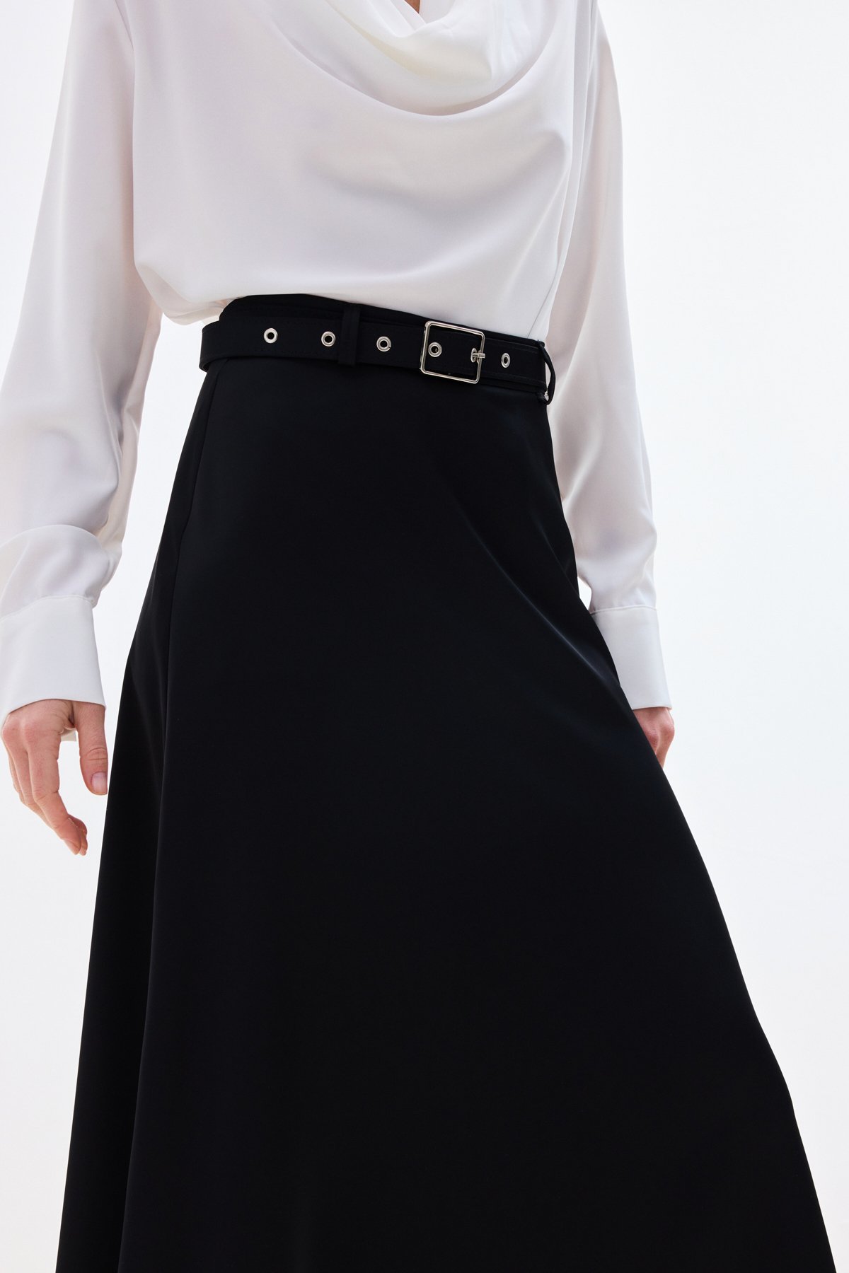 Kemerli Saten Etek - Siyah