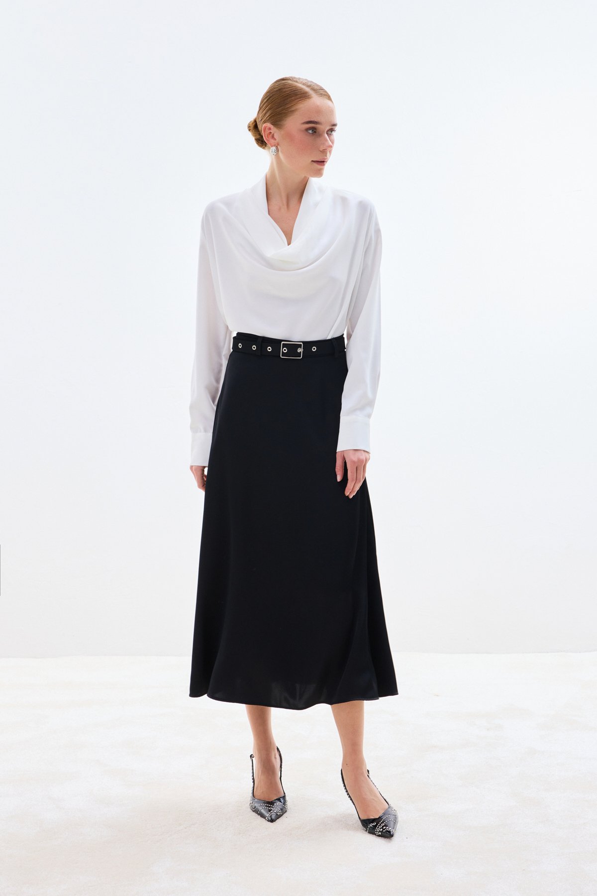 Kemerli Saten Etek - Siyah