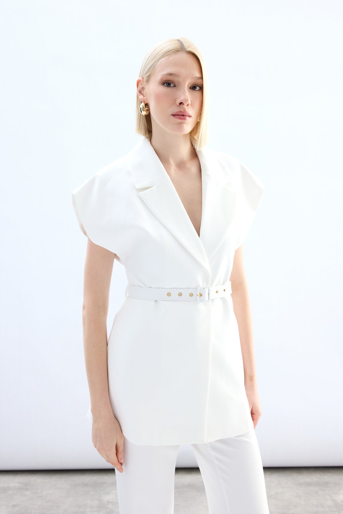 Kemerli Uzun Yelek - Ekru