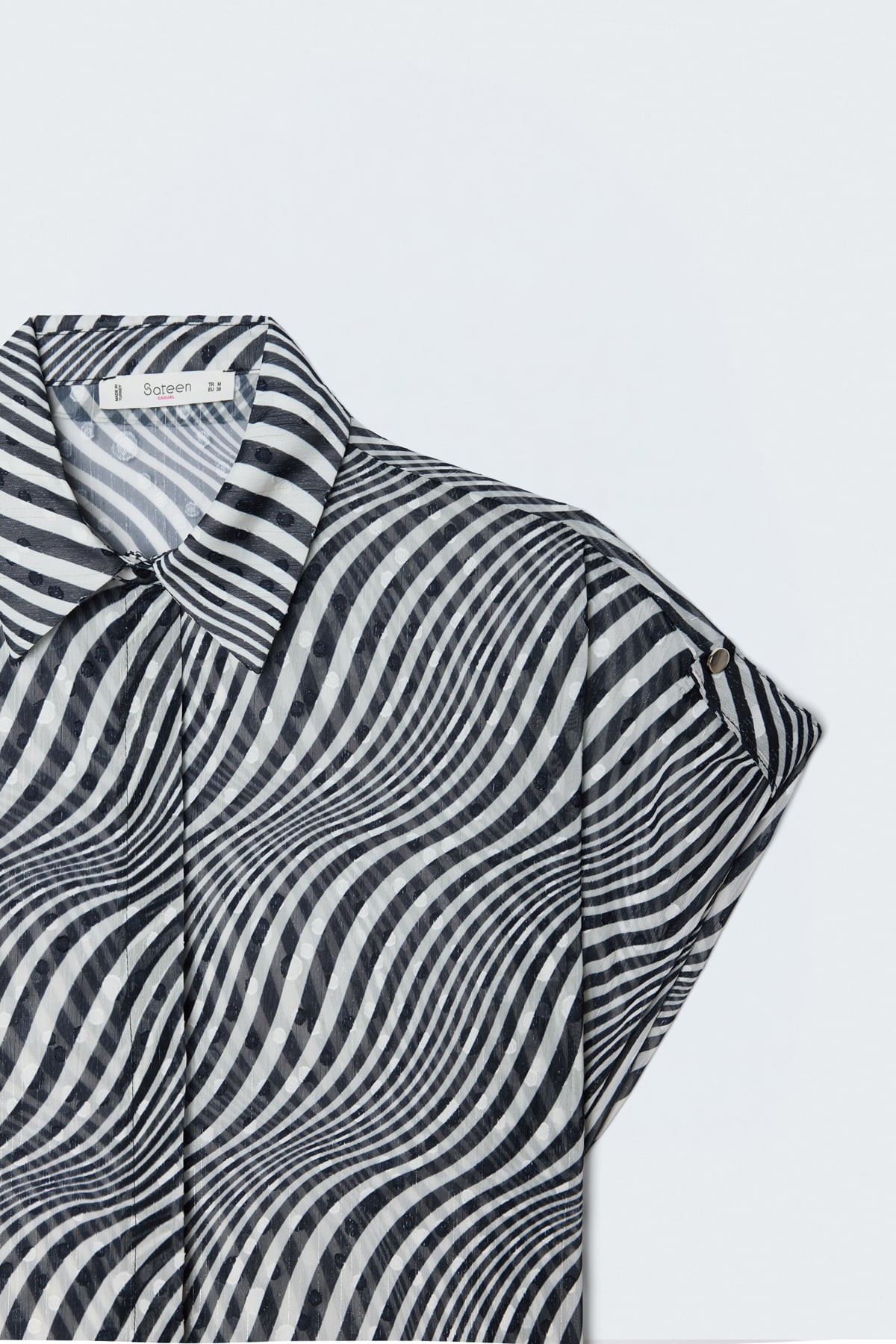Kısa Kollu Zebra Desenli Gömlek - Siyah