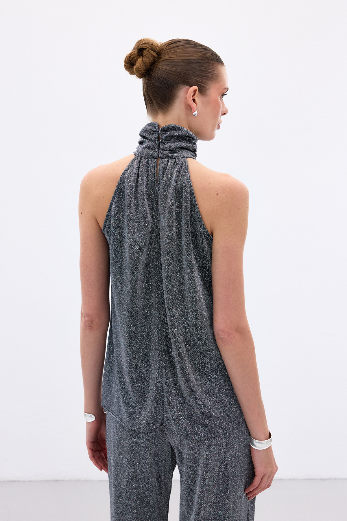 Kolsuz Parlak Bluz - Antrasit