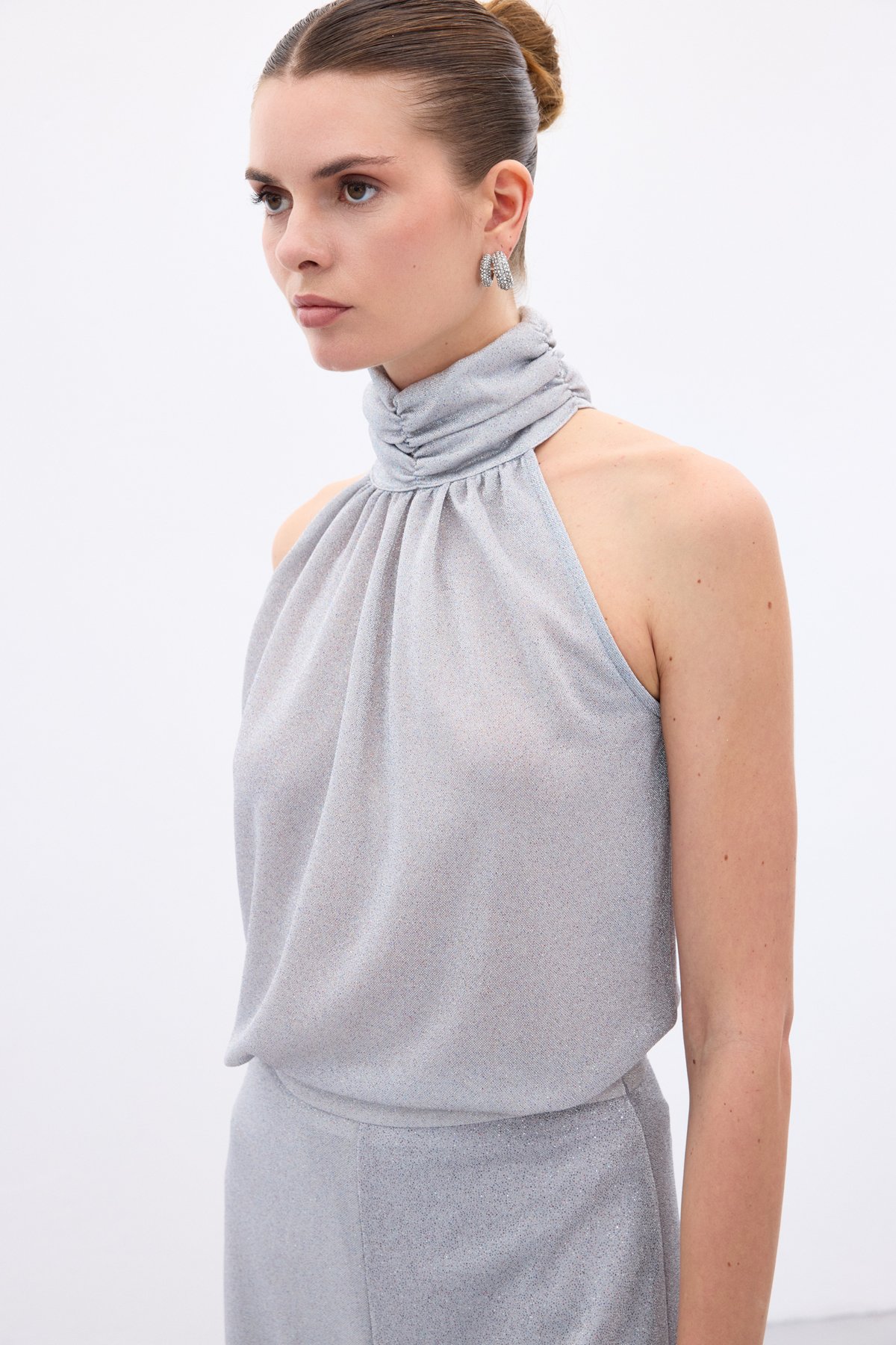 Kolsuz Parlak Bluz - Gümüş