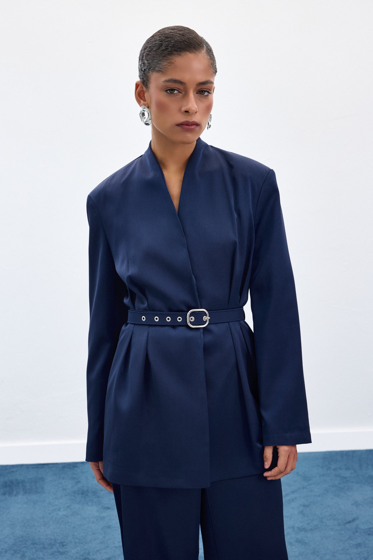 Lisa Kemerli Saten Ceket - Lacivert