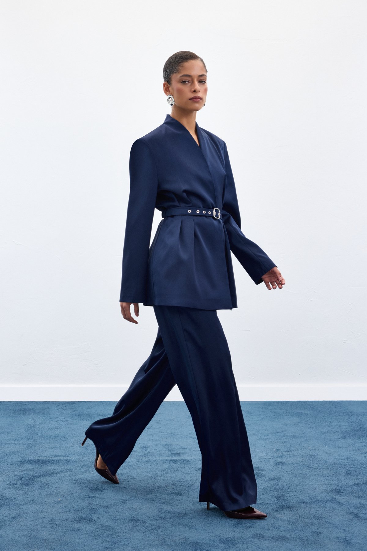 Lisa Kemerli Saten Ceket - Lacivert