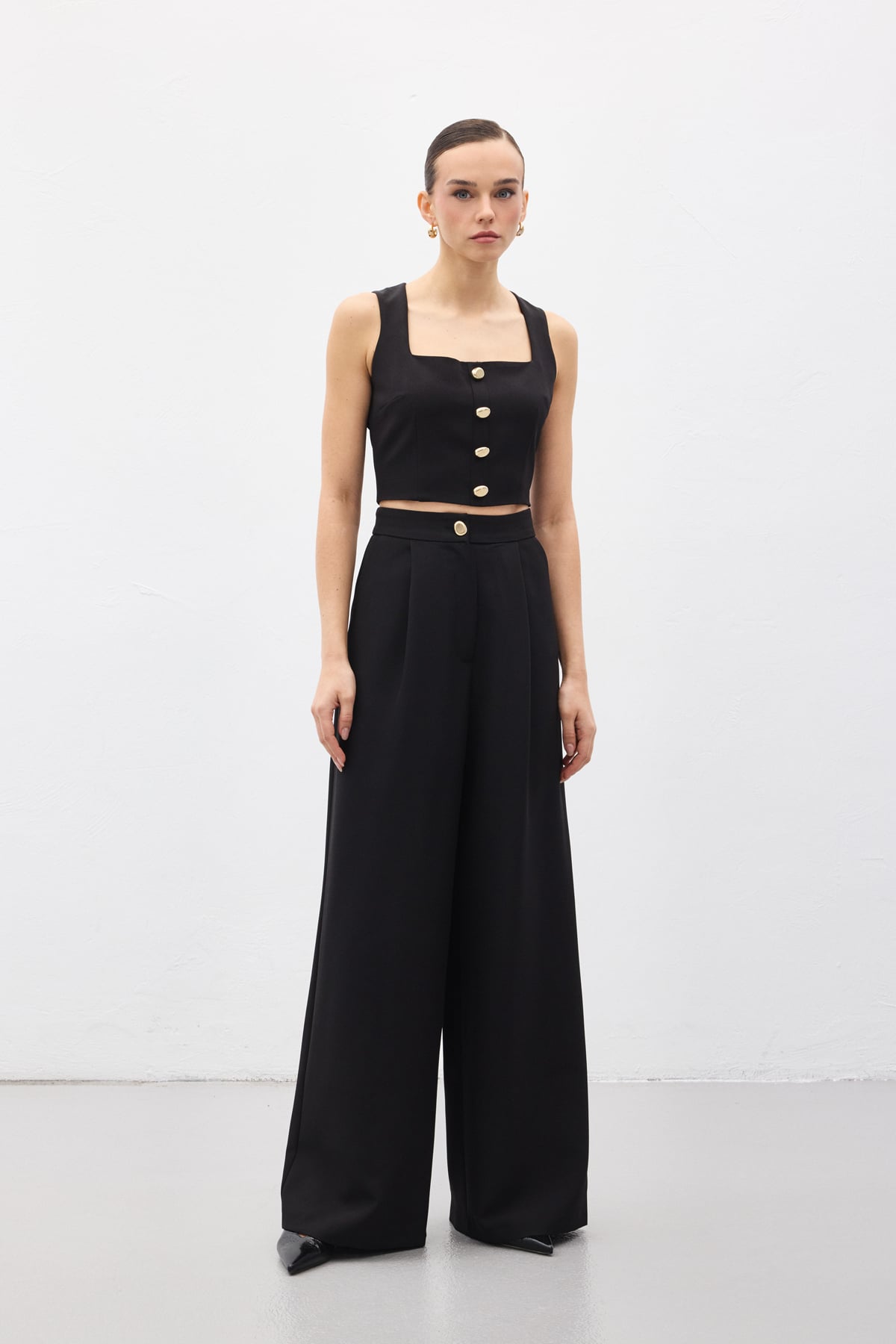 Lucy Crop - Siyah