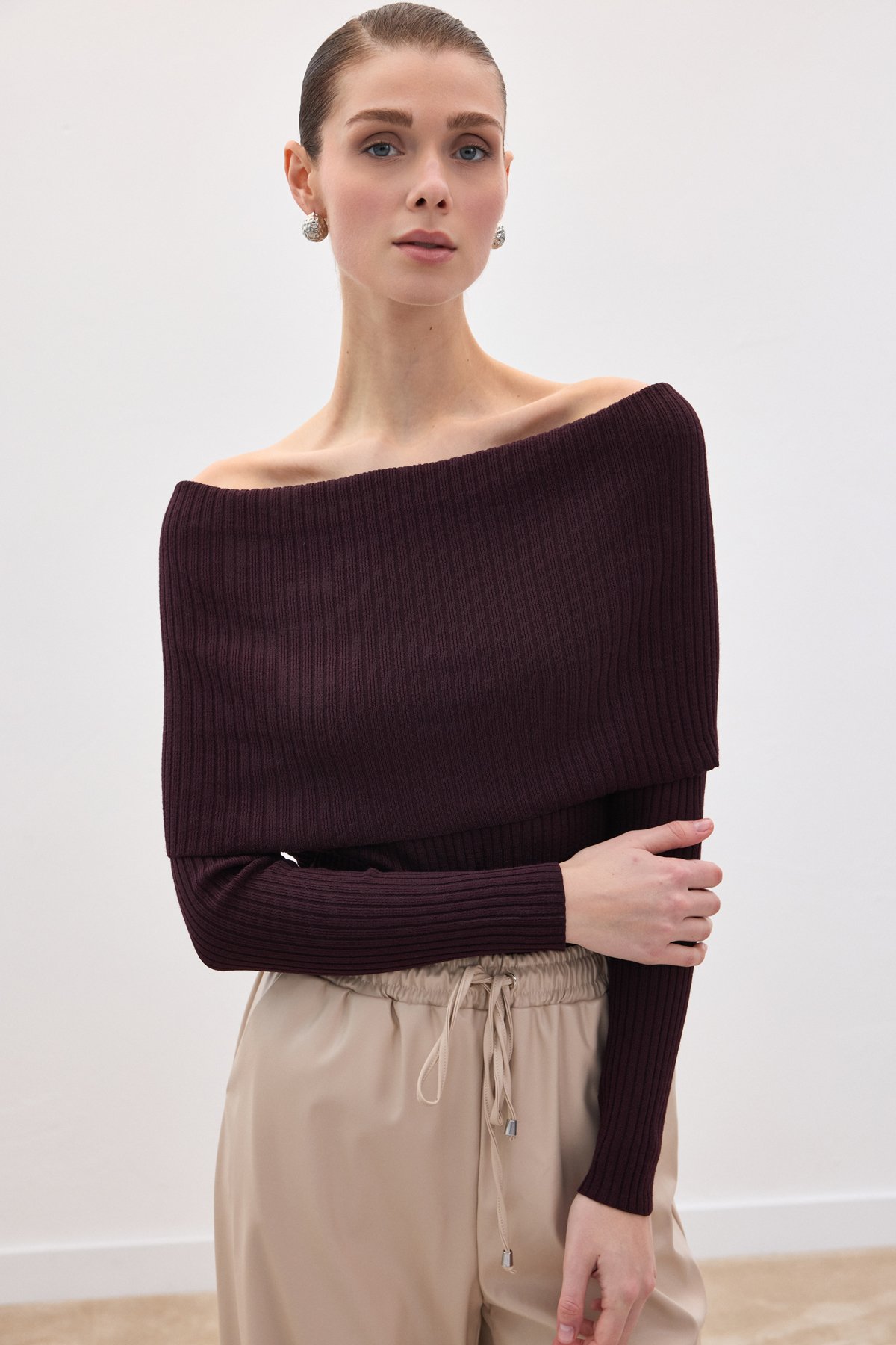 Madonna Yaka Triko - Mürdüm