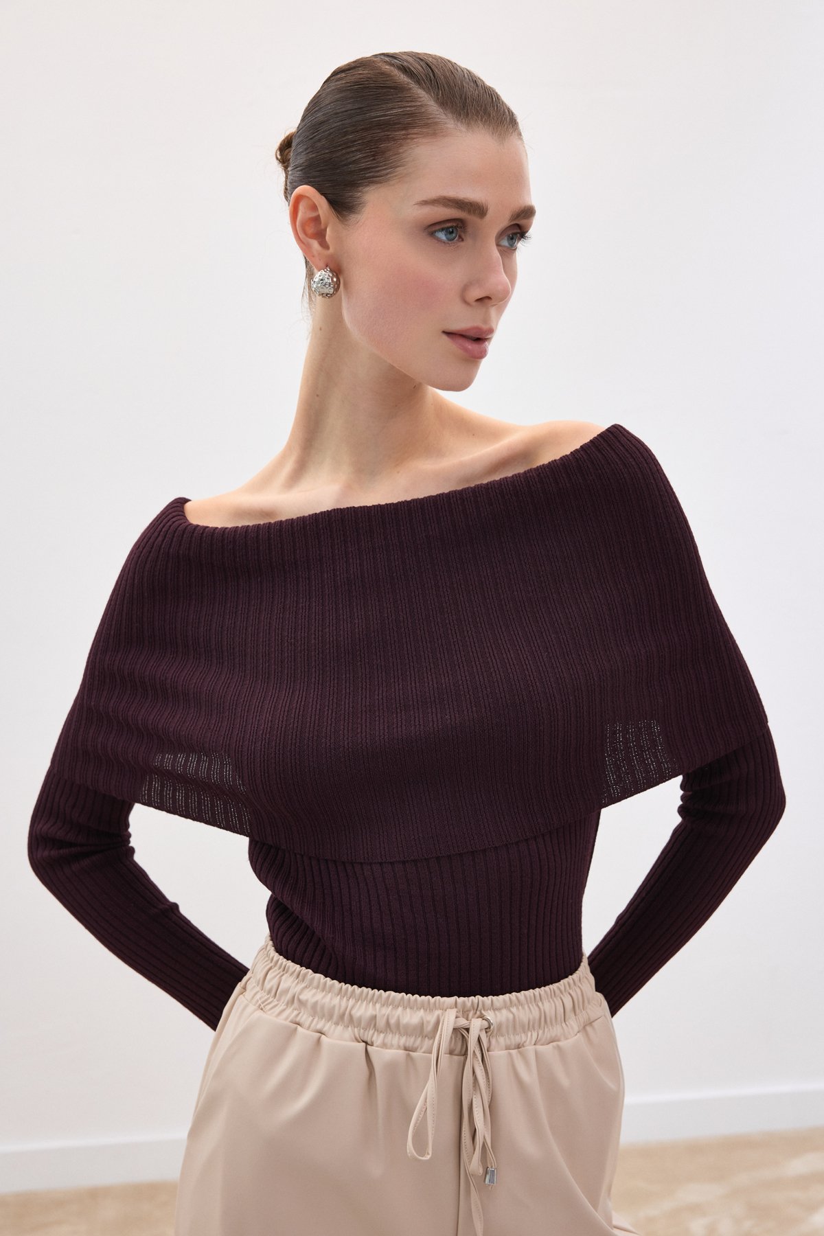 Madonna Yaka Triko - Mürdüm