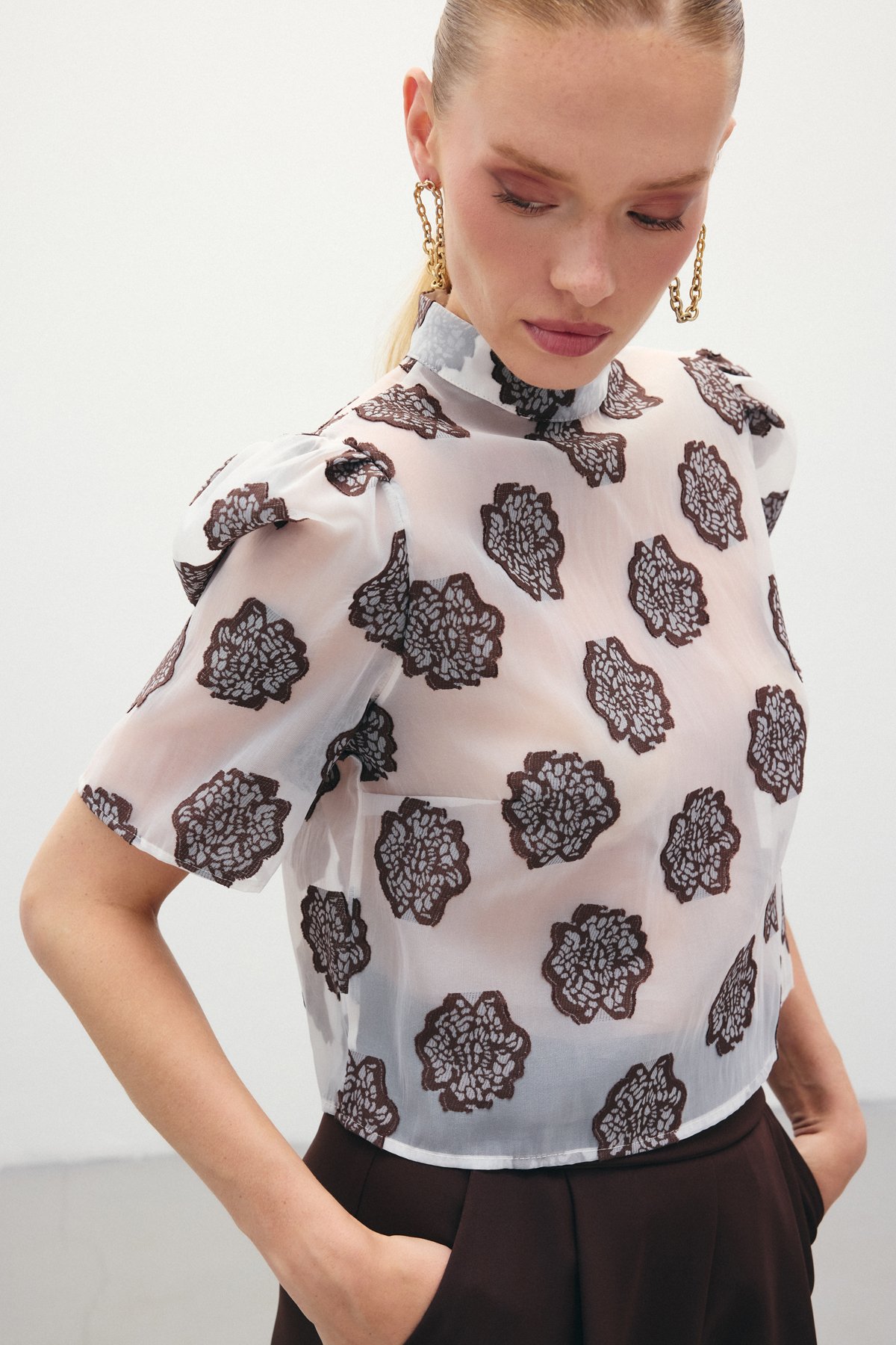 Organze Kısa Kol Bluz - Kahve