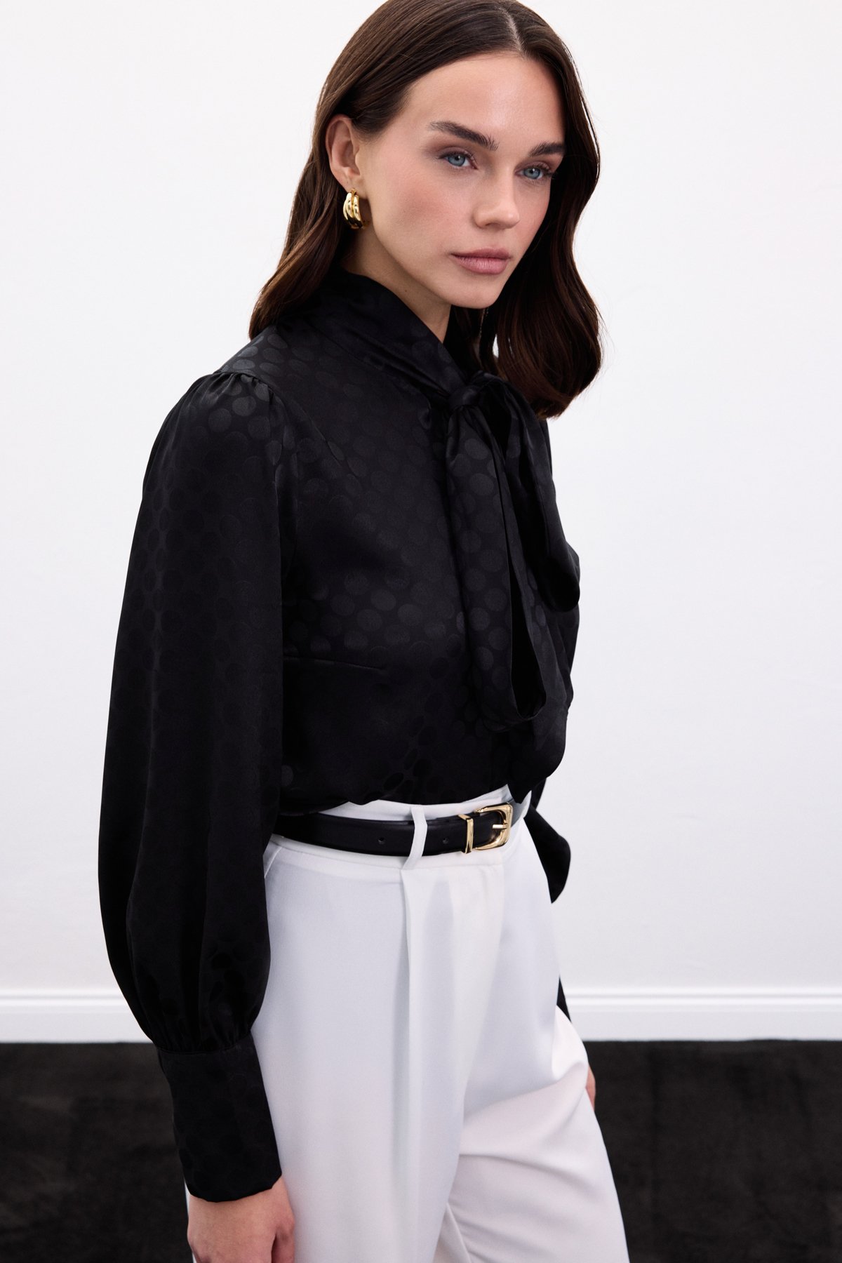 Puantiye Desenli Gömlek - Siyah