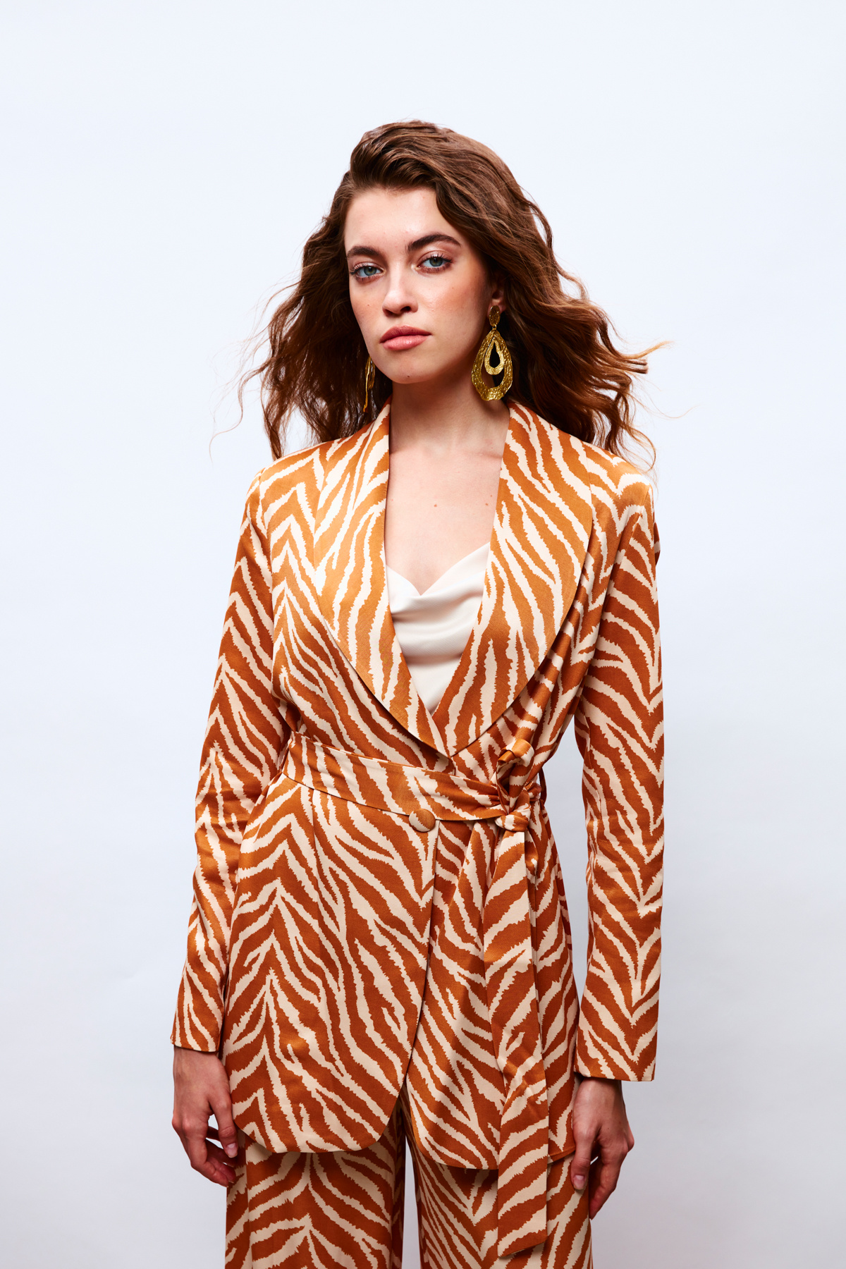 Zebra Desenli Kuşaklı Saten Ceket - CAMEL