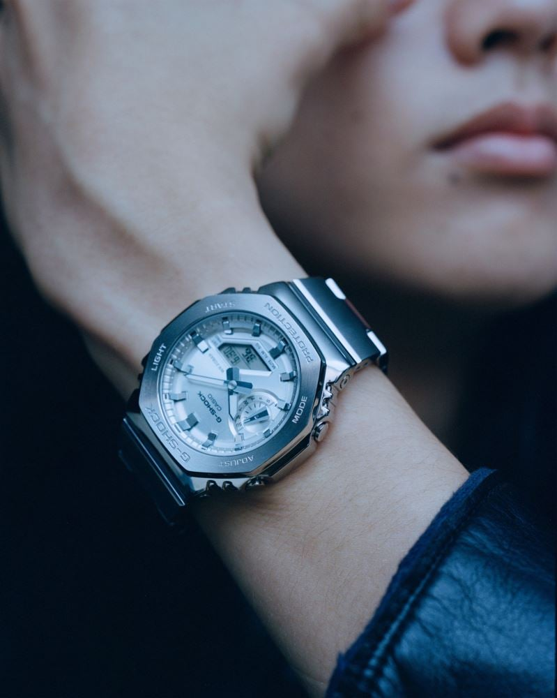Casio G-SHOCK GM-2110D-7ADR Erkek Kol Saati