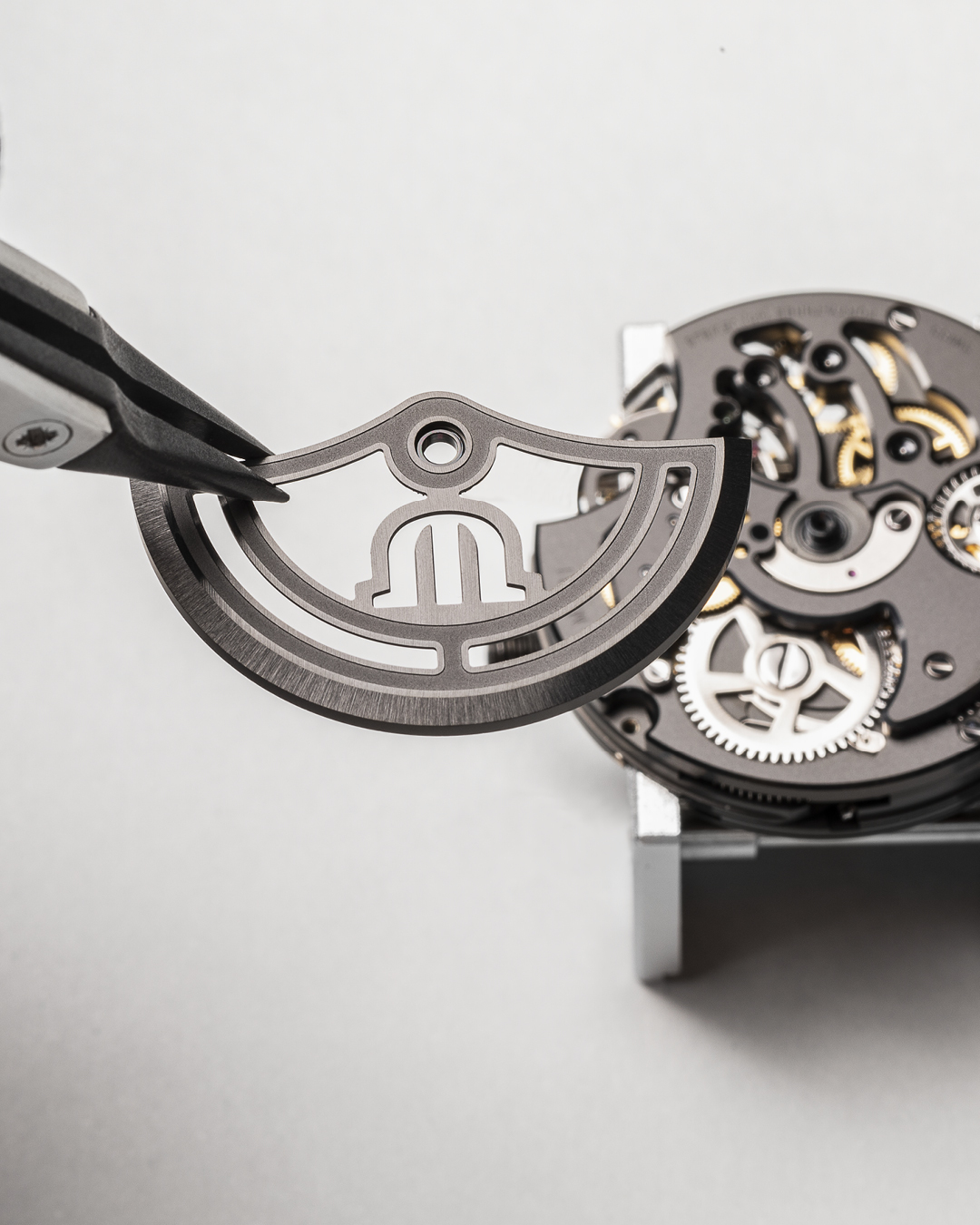 Maurice Lacroix ML-AI6028SS002030-1 Otomatik İskelet Erkek Kol Saati