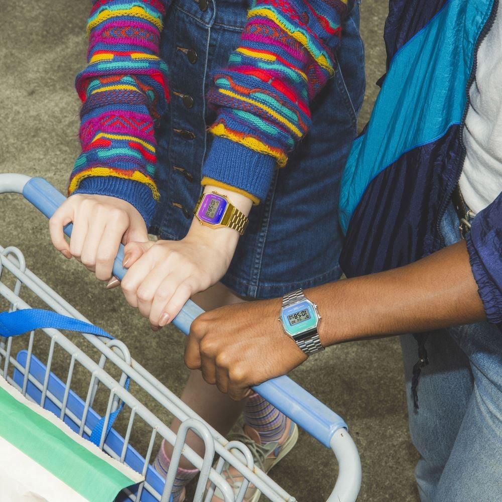 Casio A168WER-2ADF Kadın Kol Saati