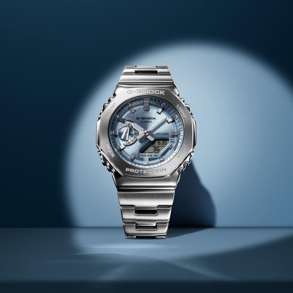 Casio GM-2110D-2ADR Erkek Kol  Saati