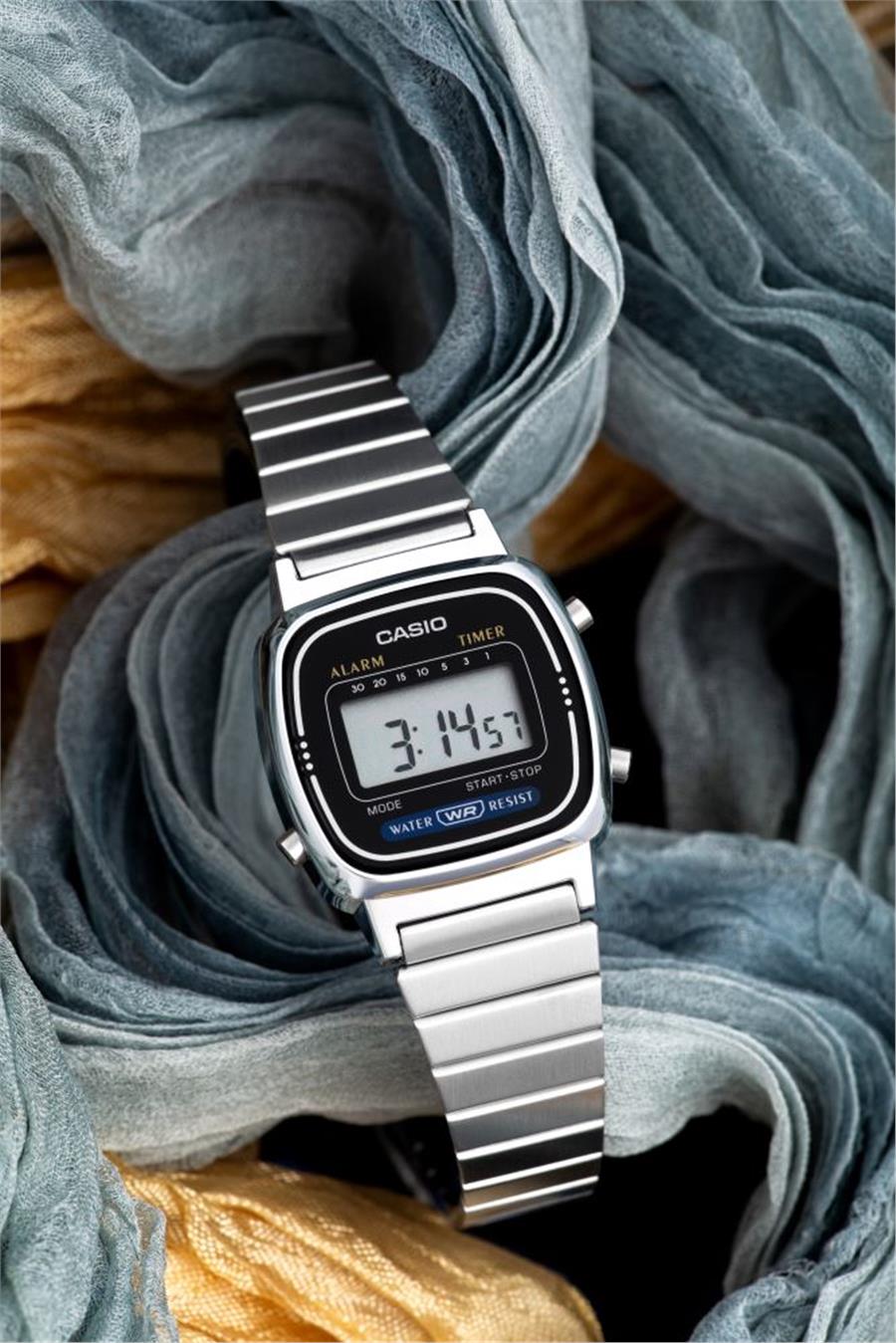 CASIO LA670WA-1DF