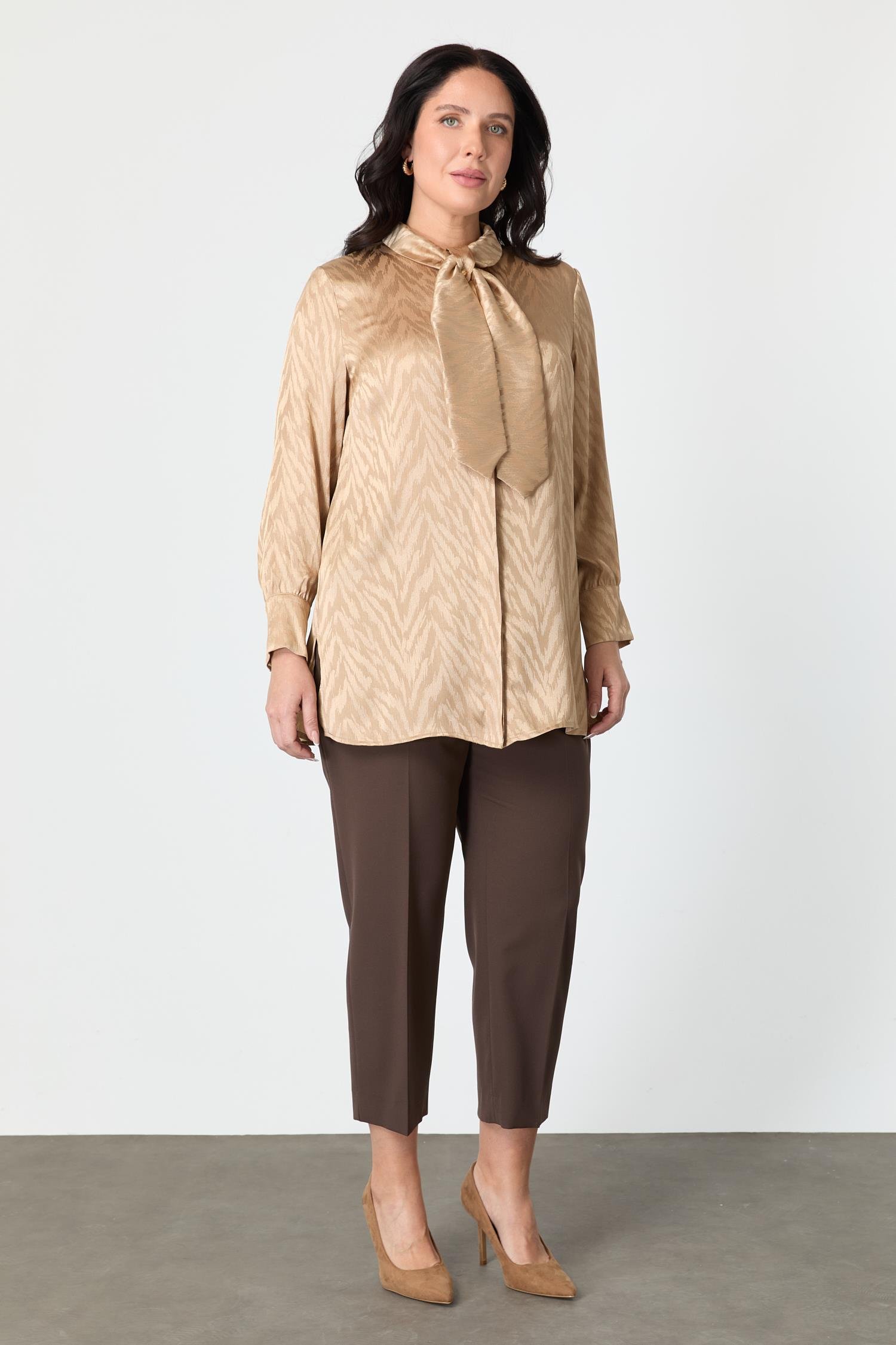 Büyük Beden Bağlama Detaylı Tunik Gömlek-