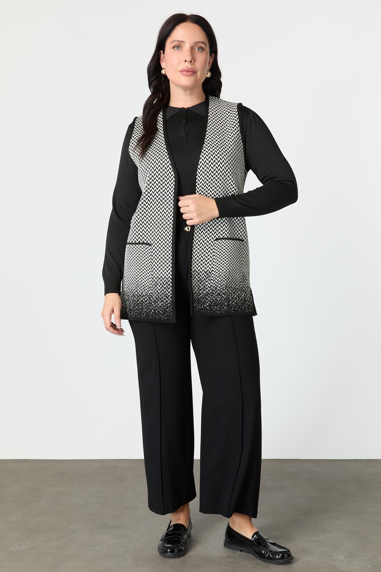 Büyük Beden Başak Desenli Triko Yelek-SİYAH