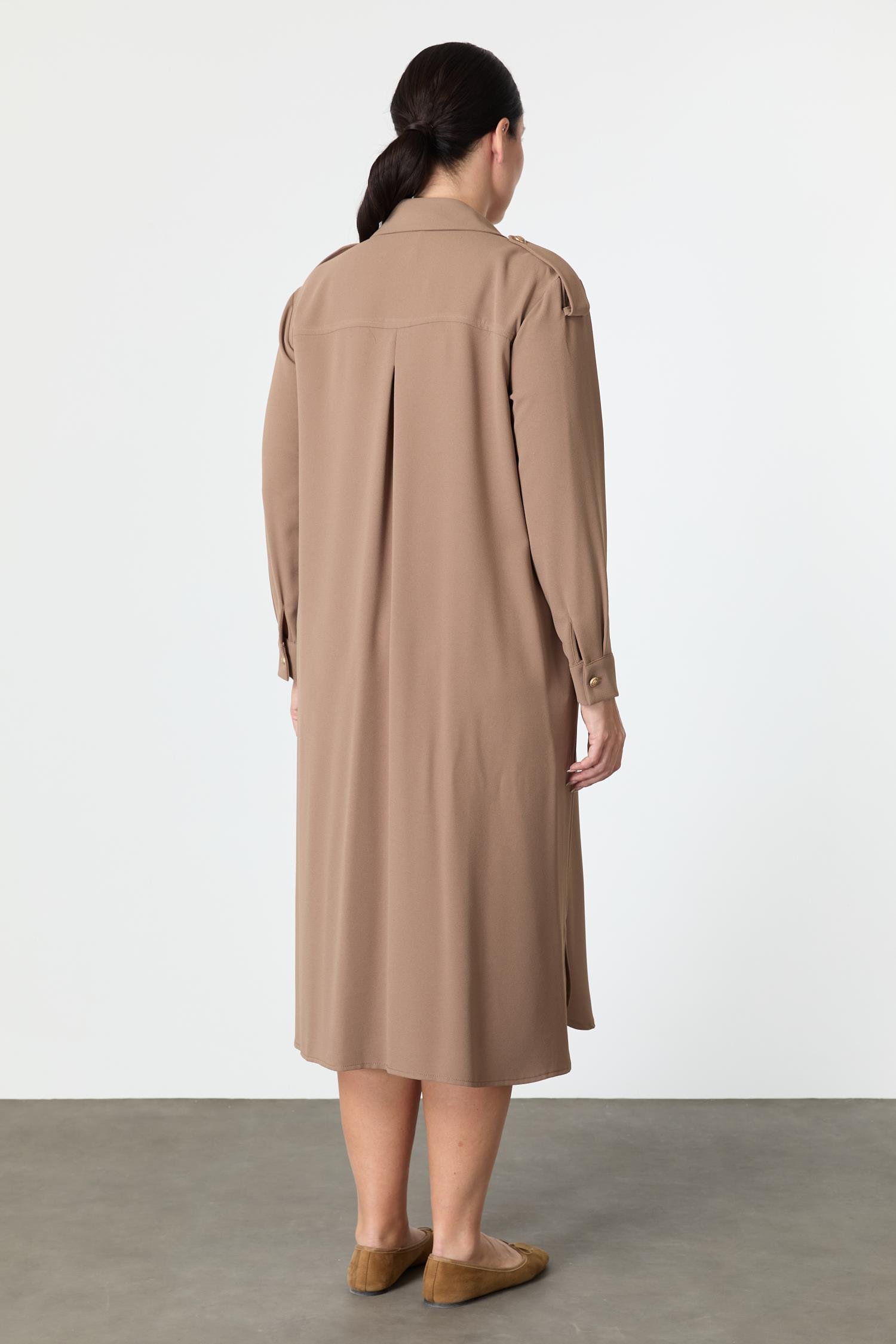 Büyük Beden Düğme Detay Krep Elbise-