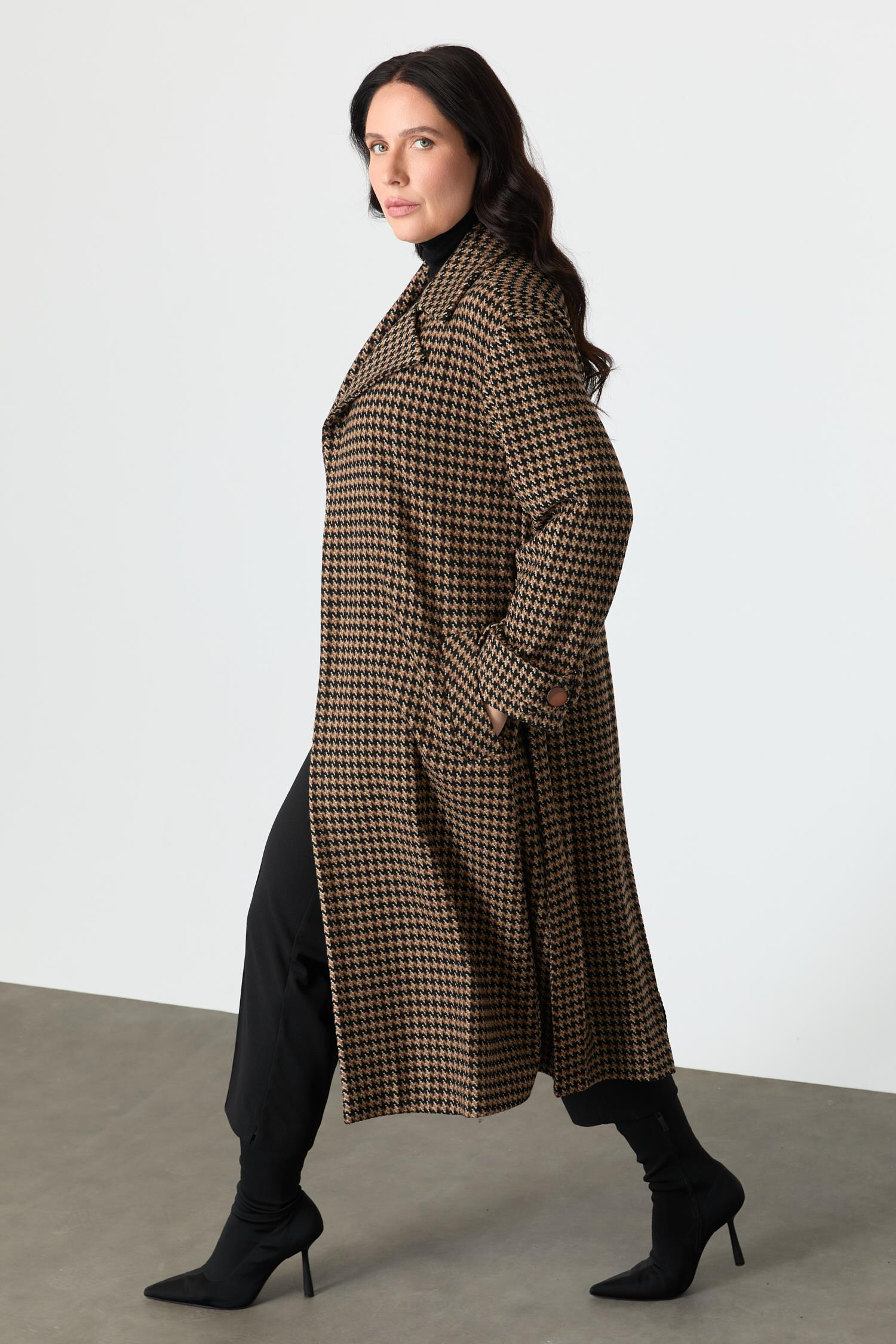 Büyük Beden Kuşaklı Kaban-KAHVE