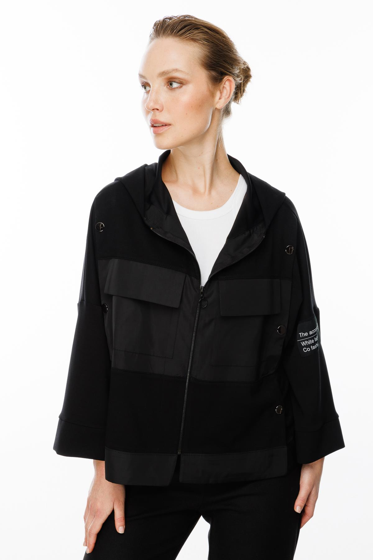 Cep Detaylı Kapüşonlu Crop Sweatshirt-SİYAH