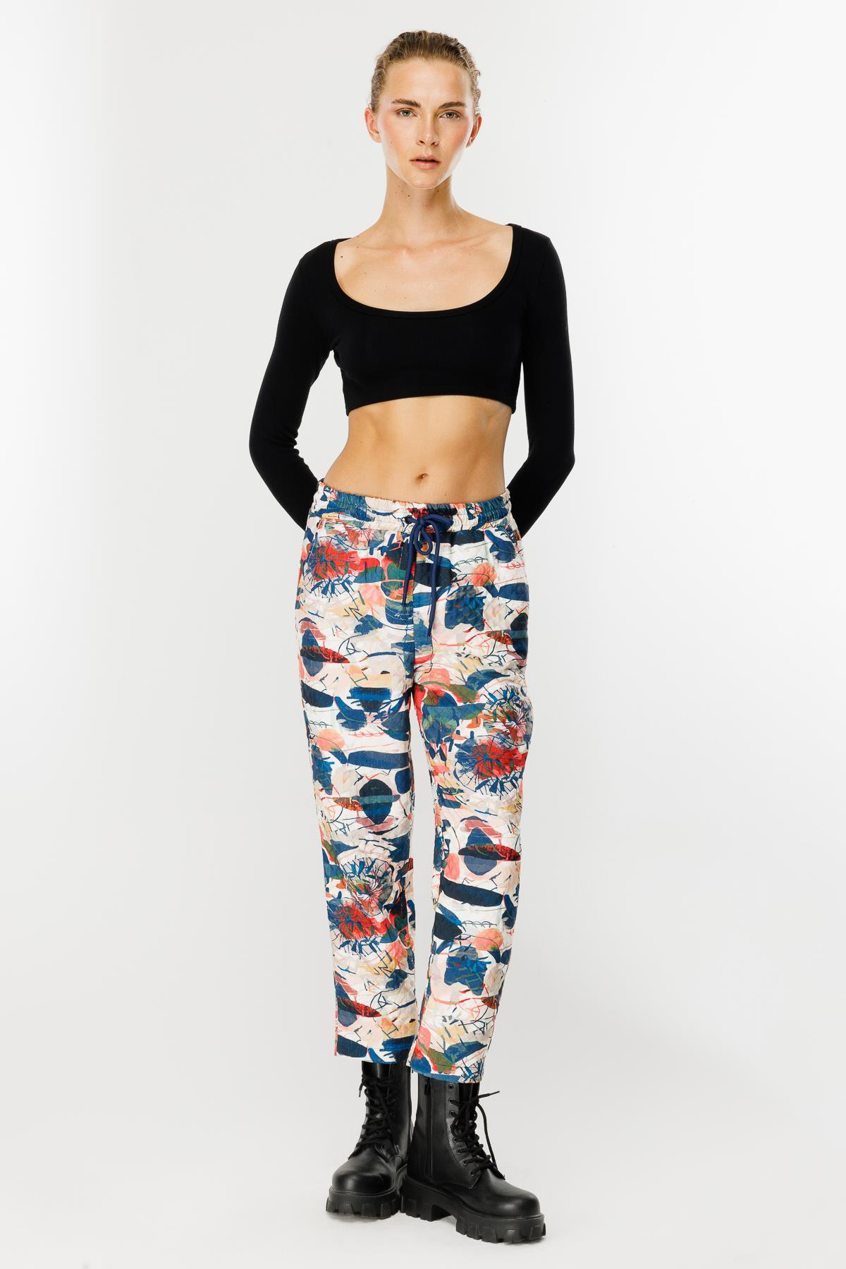 Desenli Beli Lastikli Kapitone Pantolon-MAVİ