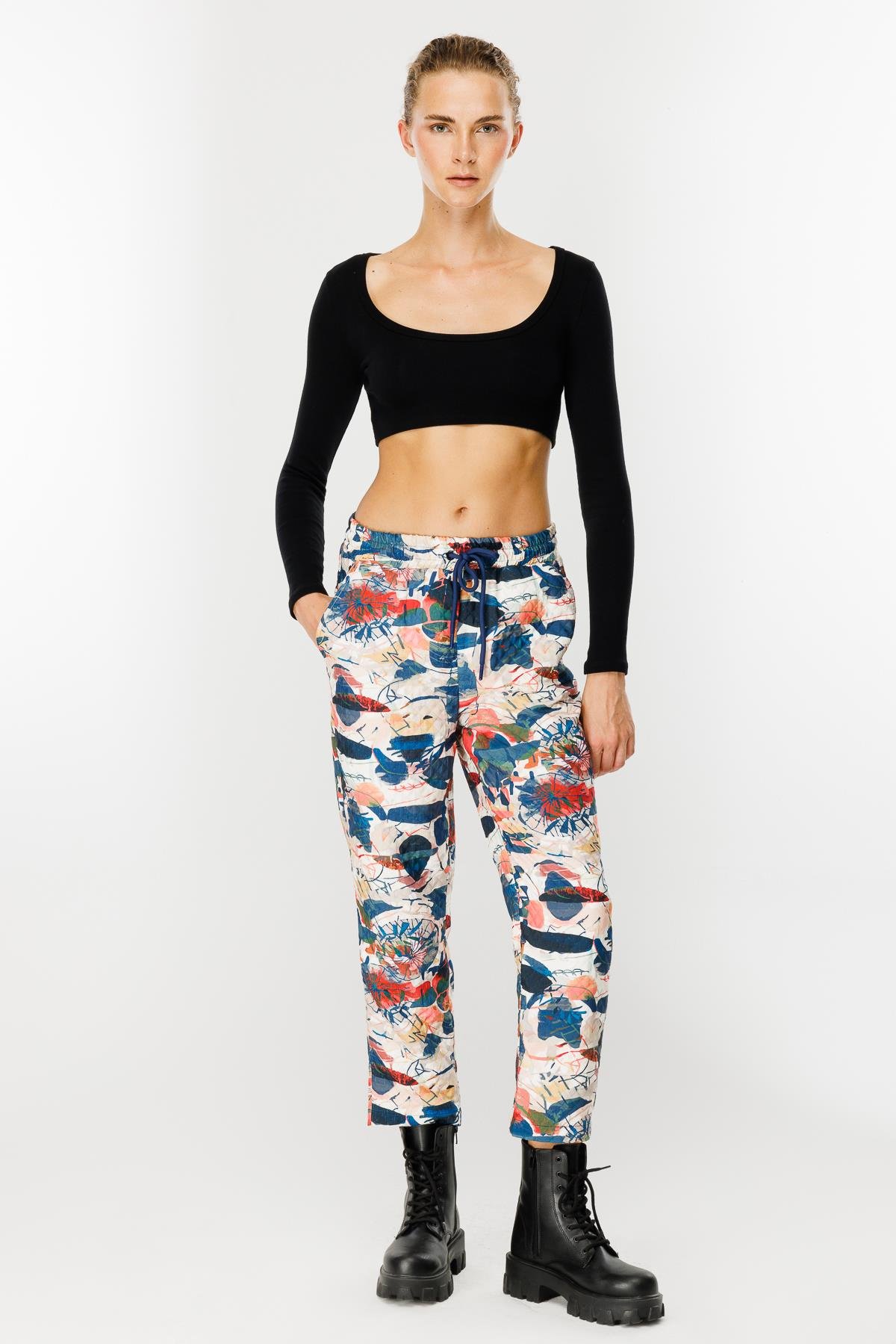 Desenli Beli Lastikli Kapitone Pantolon-MAVİ