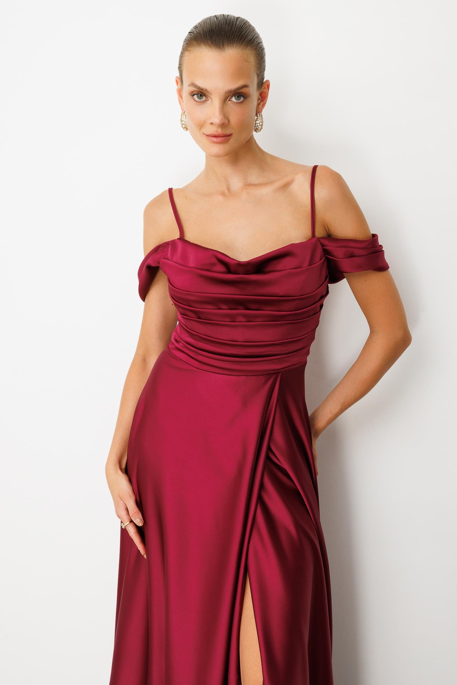 Düşük Kol Saten Abiye Elbise-MÜRDÜM