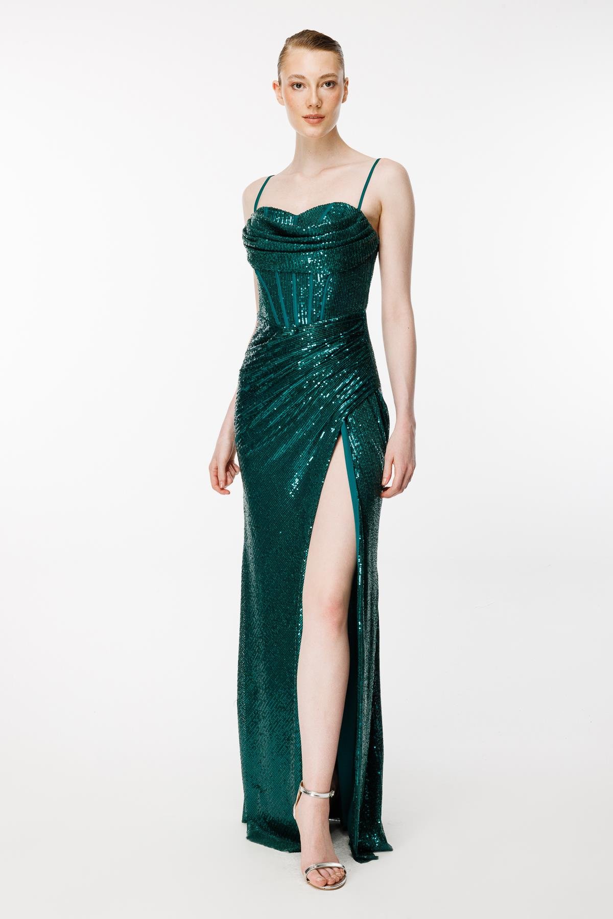 İp Askılı Payetli Yırtmaçlı Uzun Abiye-ZÜMRÜT