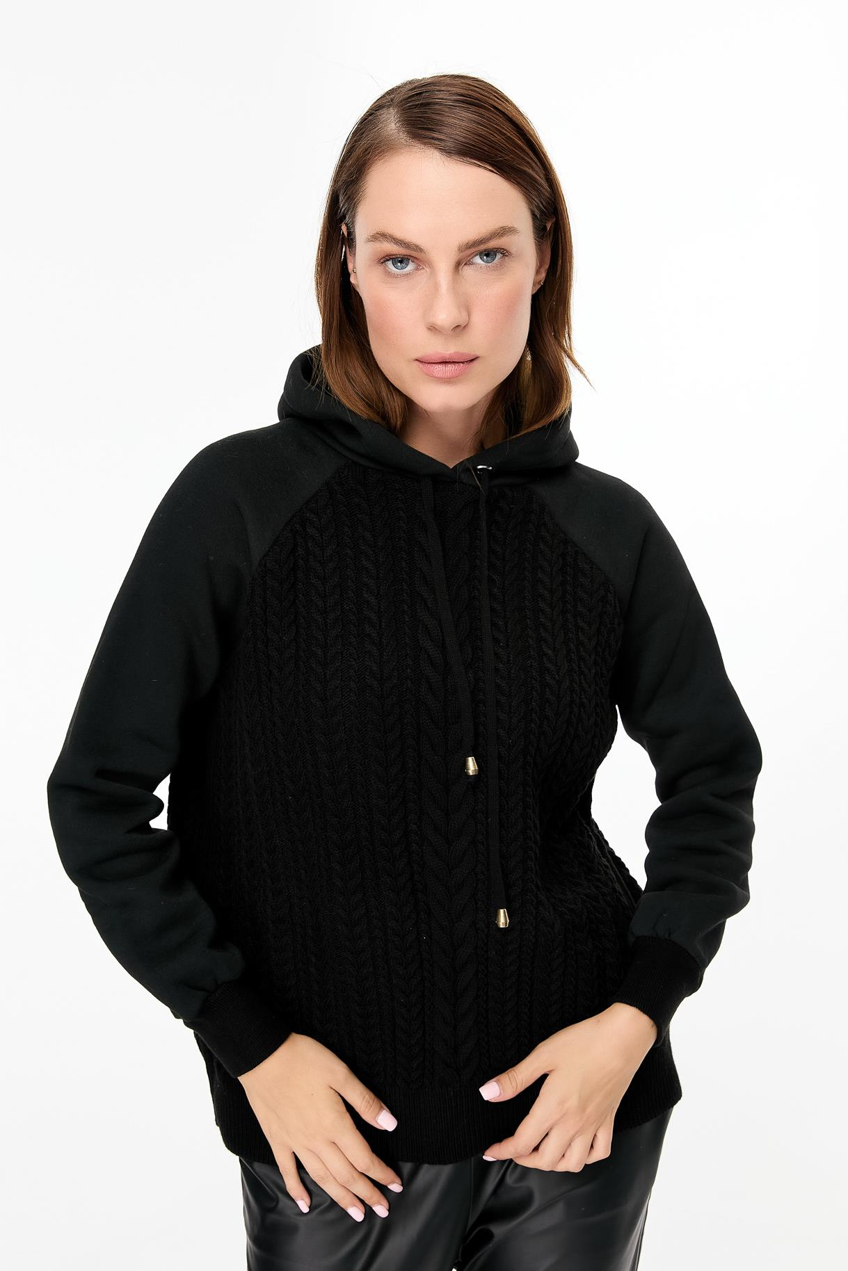 Kapüşonlu Örme Desenli Triko Bluz-SİYAH