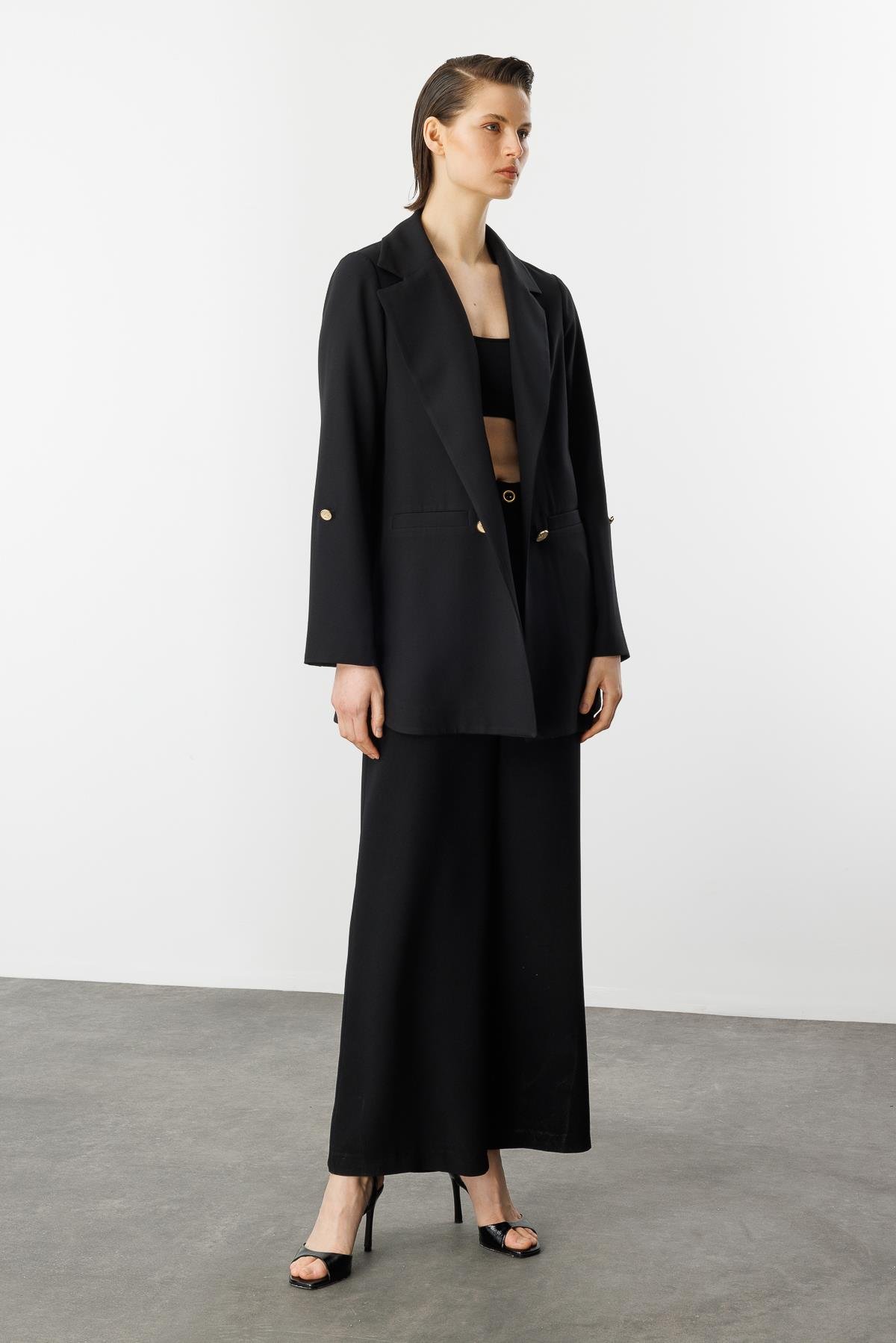 Katlanabilir Kol Detaylı Uzun Ceket-SİYAH