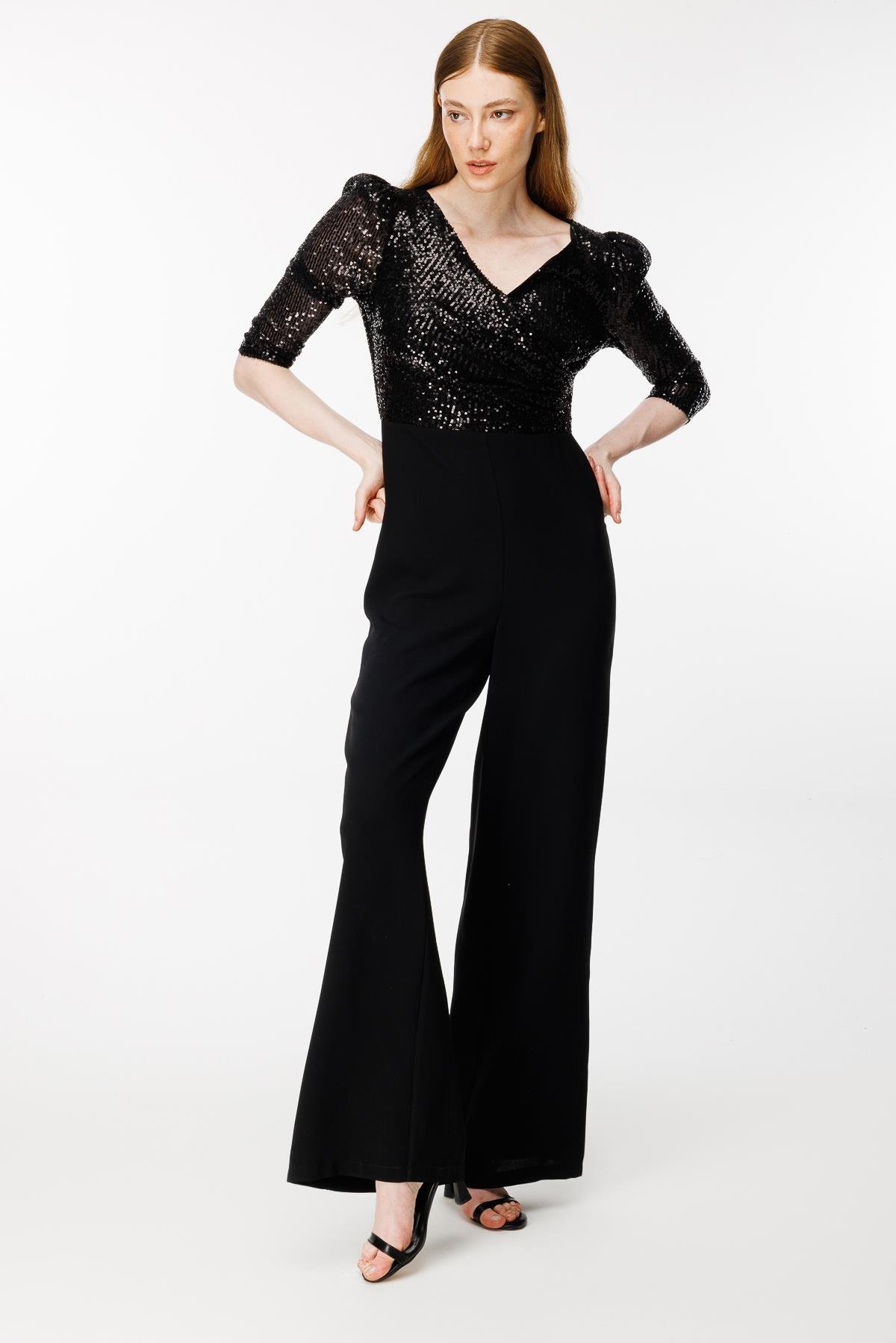 Kruvaze Yaka Üstü Pulpayet Bol Paça Tulum-SİYAH