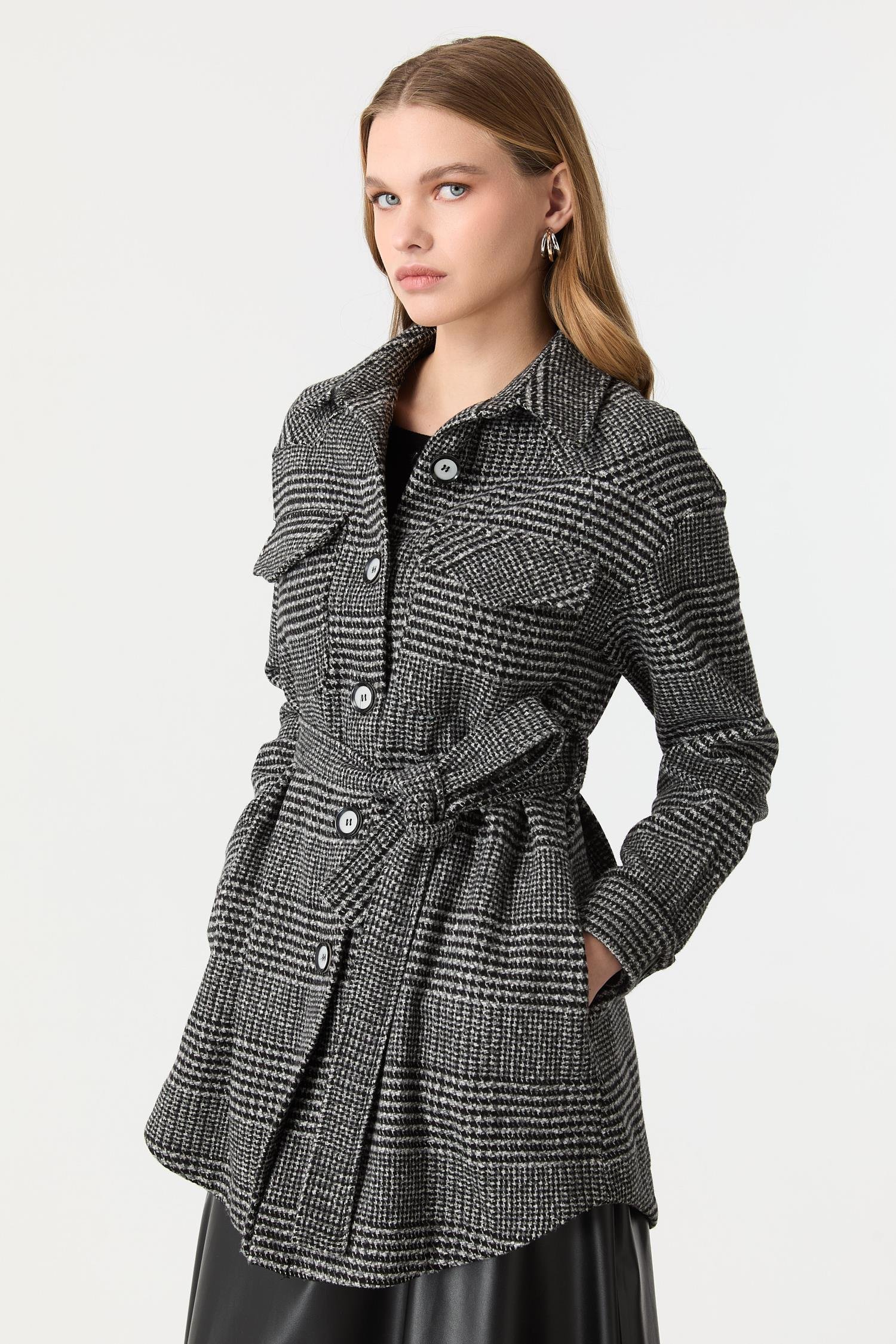 Kuşak Detaylı Ekose Ceket-SİYAH/BEYAZ