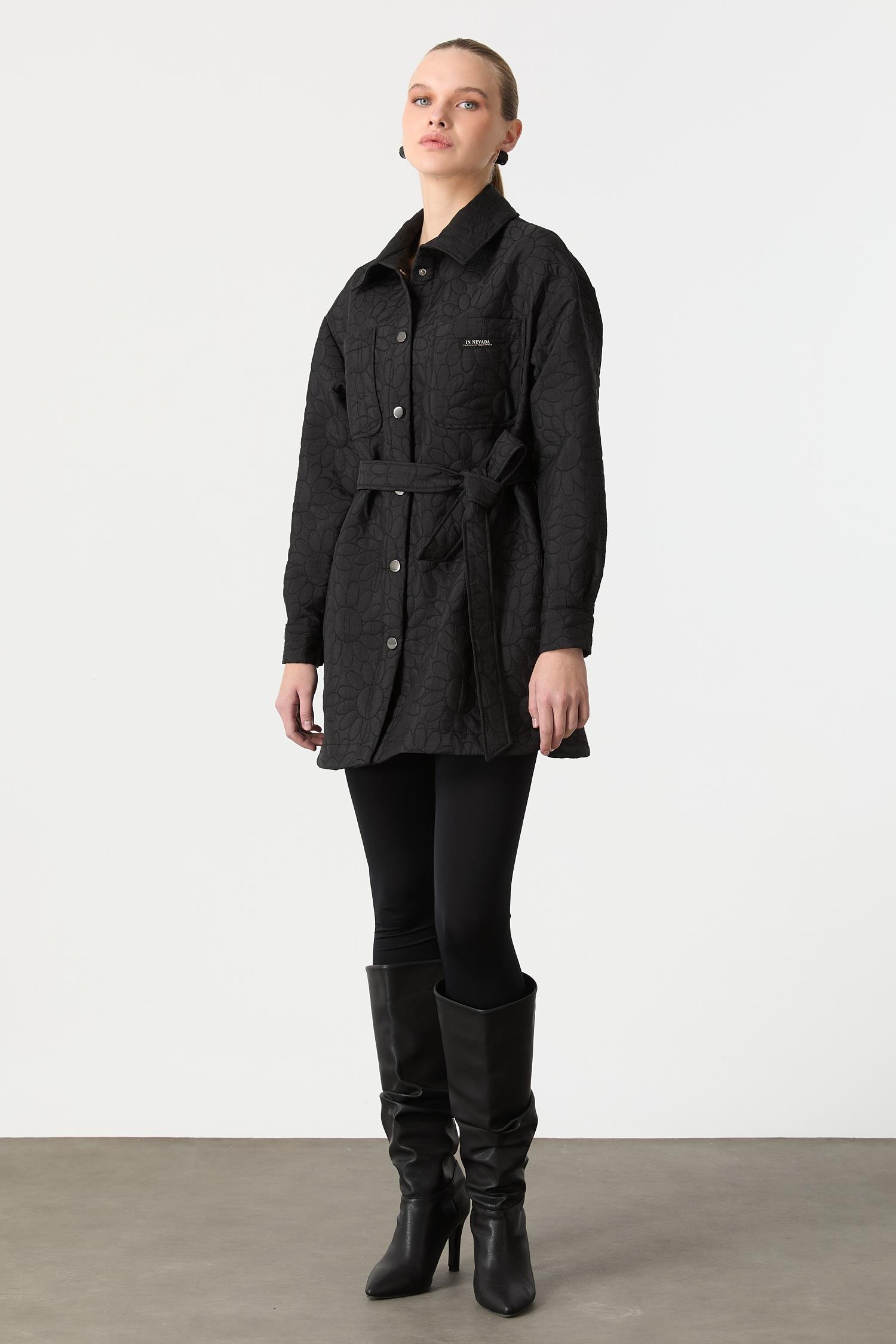 Kuşak Detaylı Kapitone Ceket-SİYAH