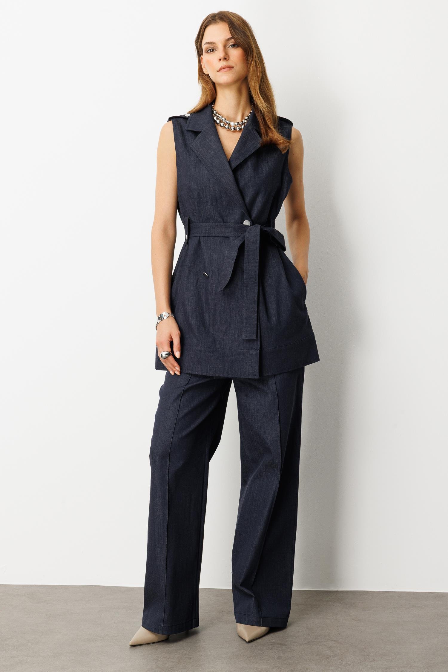 Kuşak Detaylı Kot Yelek-LACI