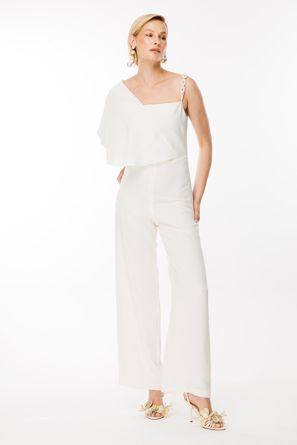 Önü Asimetrik Kesim Tek Omuz Boncuklu Tulum-KEMIK