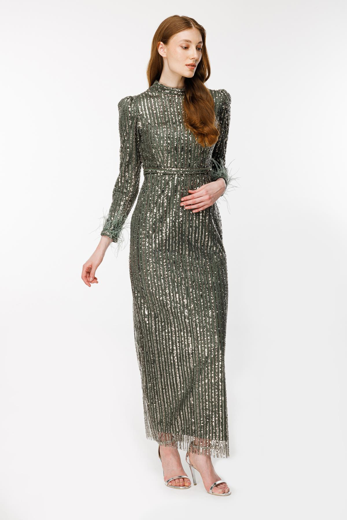 Otriş Detaylı Pul İşlemeli Kalem Abiye-MINT