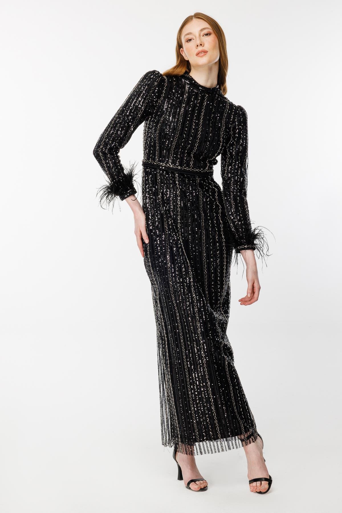 Otriş Detaylı Pul İşlemeli Kalem Abiye-SİYAH