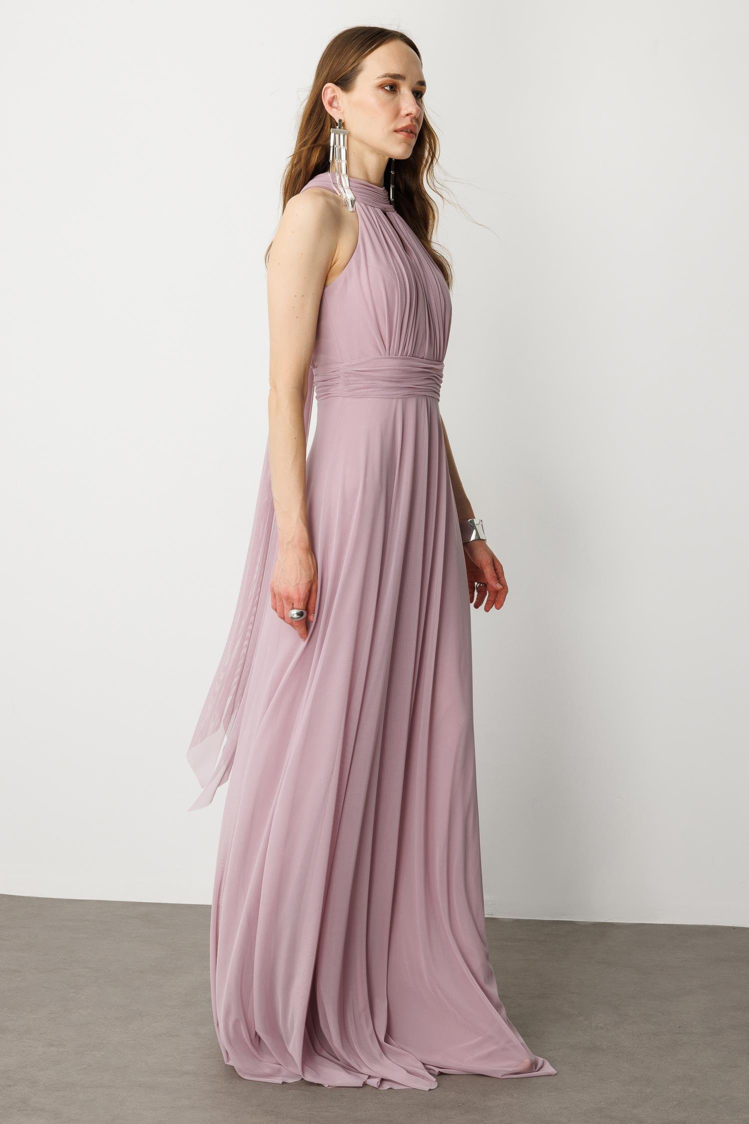 Sırt Dekolteli Kloş Etekli Tül Uzun Abiye Elbise-LAVANTA